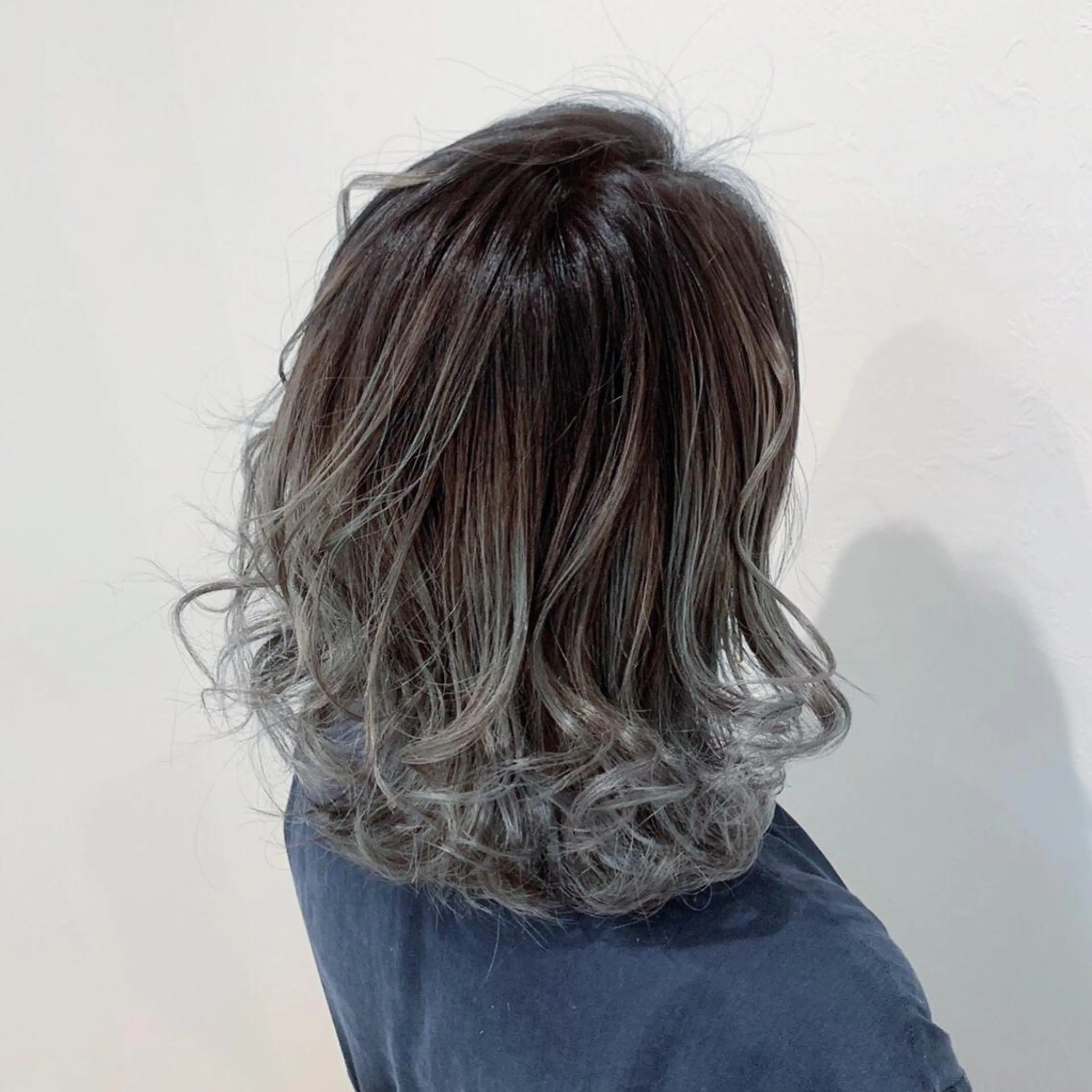 ミディアム カラー 無料カットモデル募集 BLINK京橋店のヘアスタイル