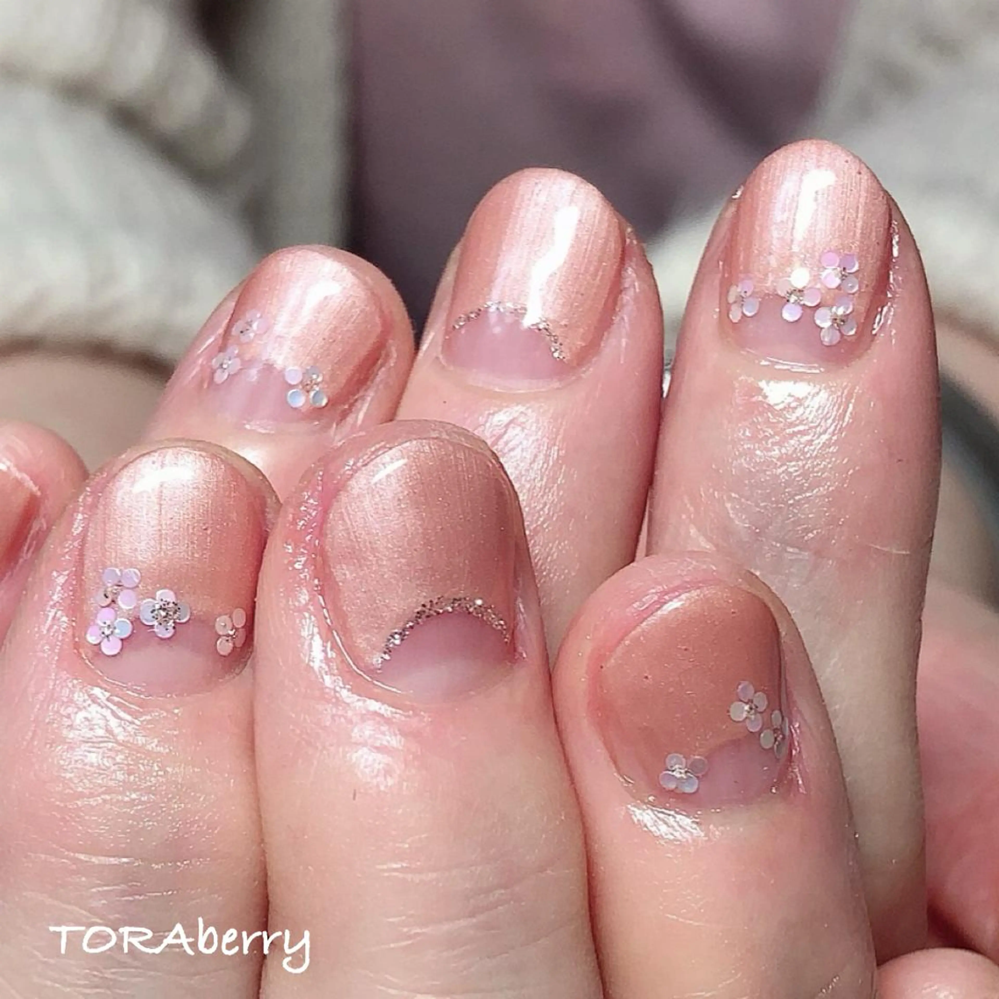 ネイル フレンチネイル 逆フレンチ ハンドネイル ネイリスト なつみのネイルデザイン