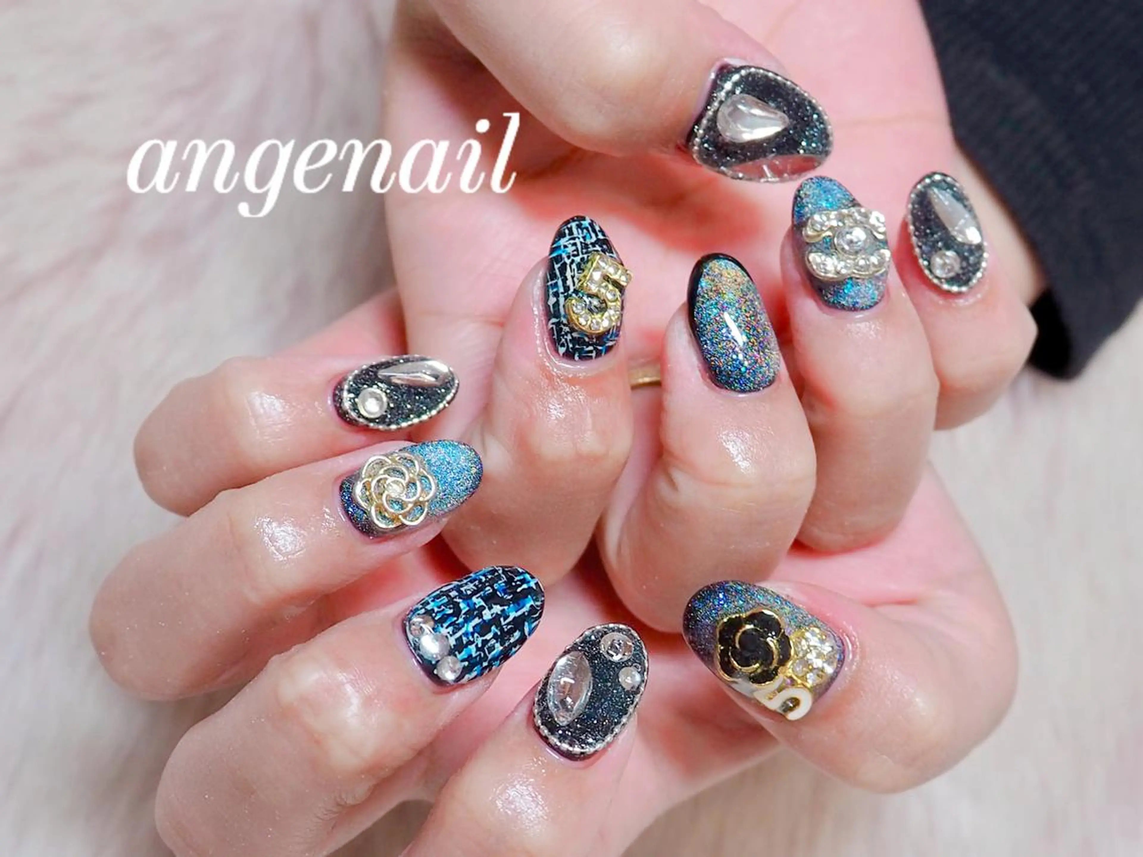 ネイル ハンドネイル オーナーネイリスト MAKIのネイルデザイン