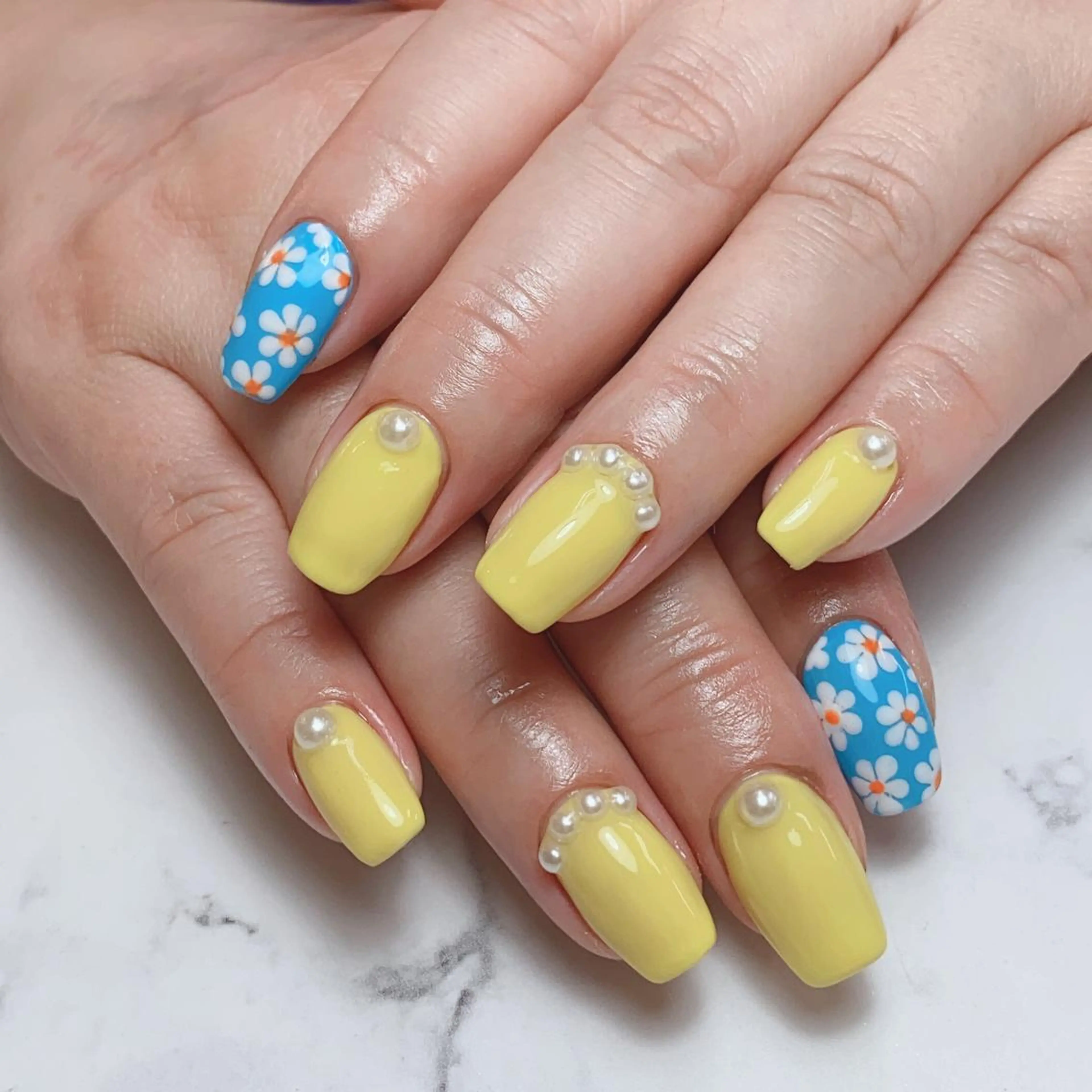 ネイル 石原 夕華のネイルデザイン