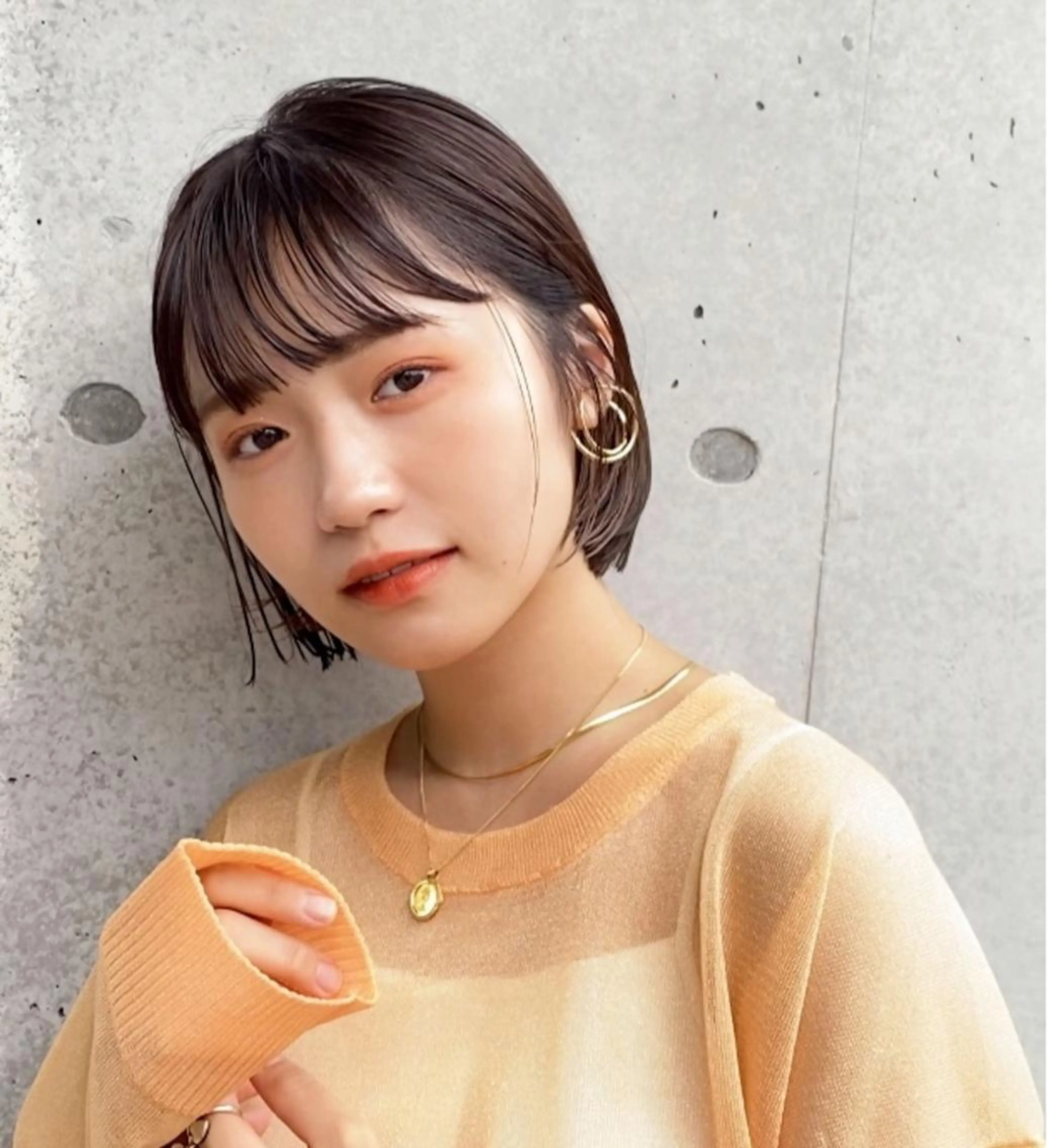 ミディアム 阿部 楓のヘアスタイル