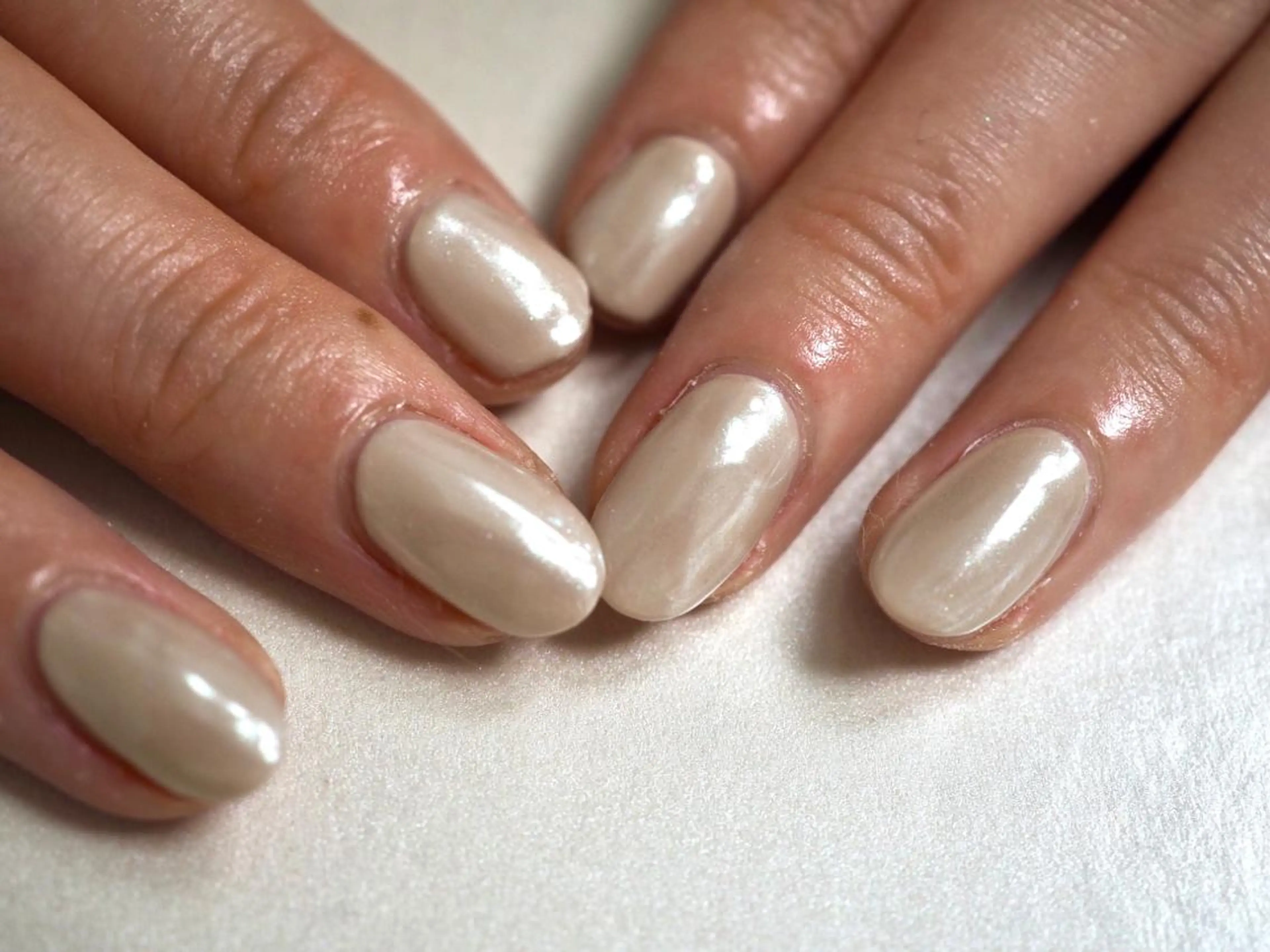 ネイル ワンカラーネイル ハンドネイル mogunail &blowのネイルデザイン