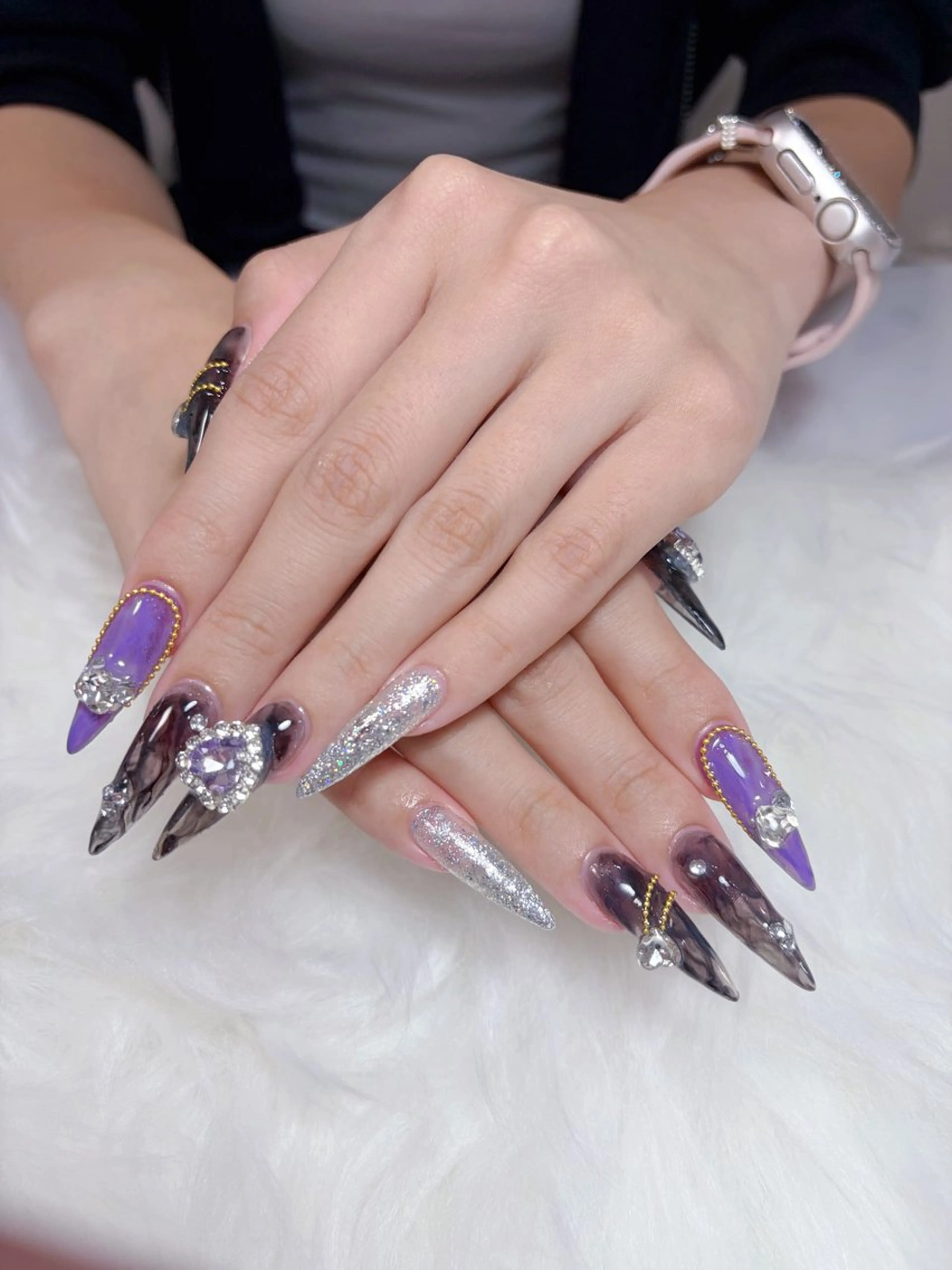 ネイル フラワーネイル 韓国ネイル 持ち込み 春ネイル ワンホンネイル ハンドネイル Huyn Nail Shinjyukuのネイルデザイン