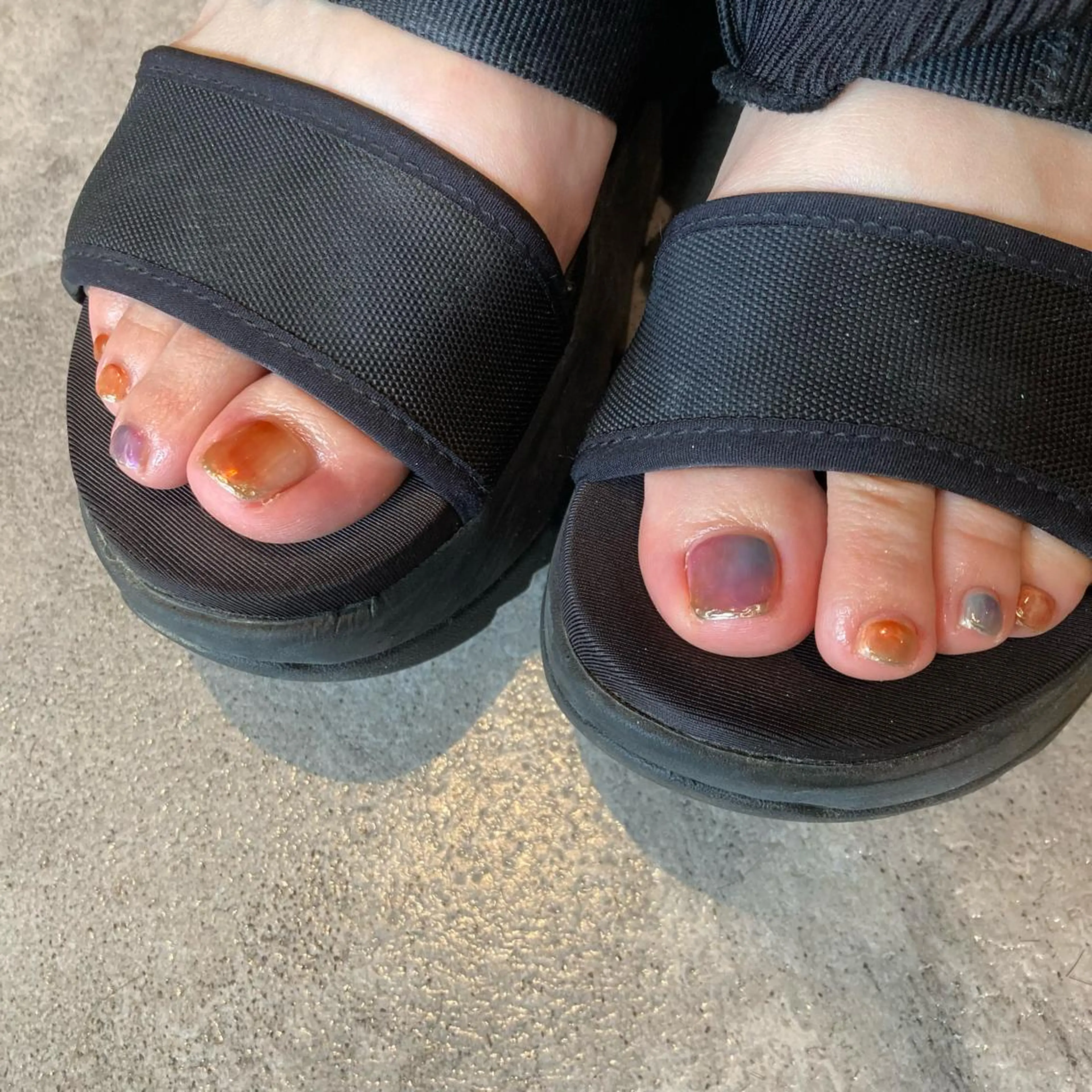 ネイル ミラーネイル shio ♡ 21日空きありのネイルデザイン