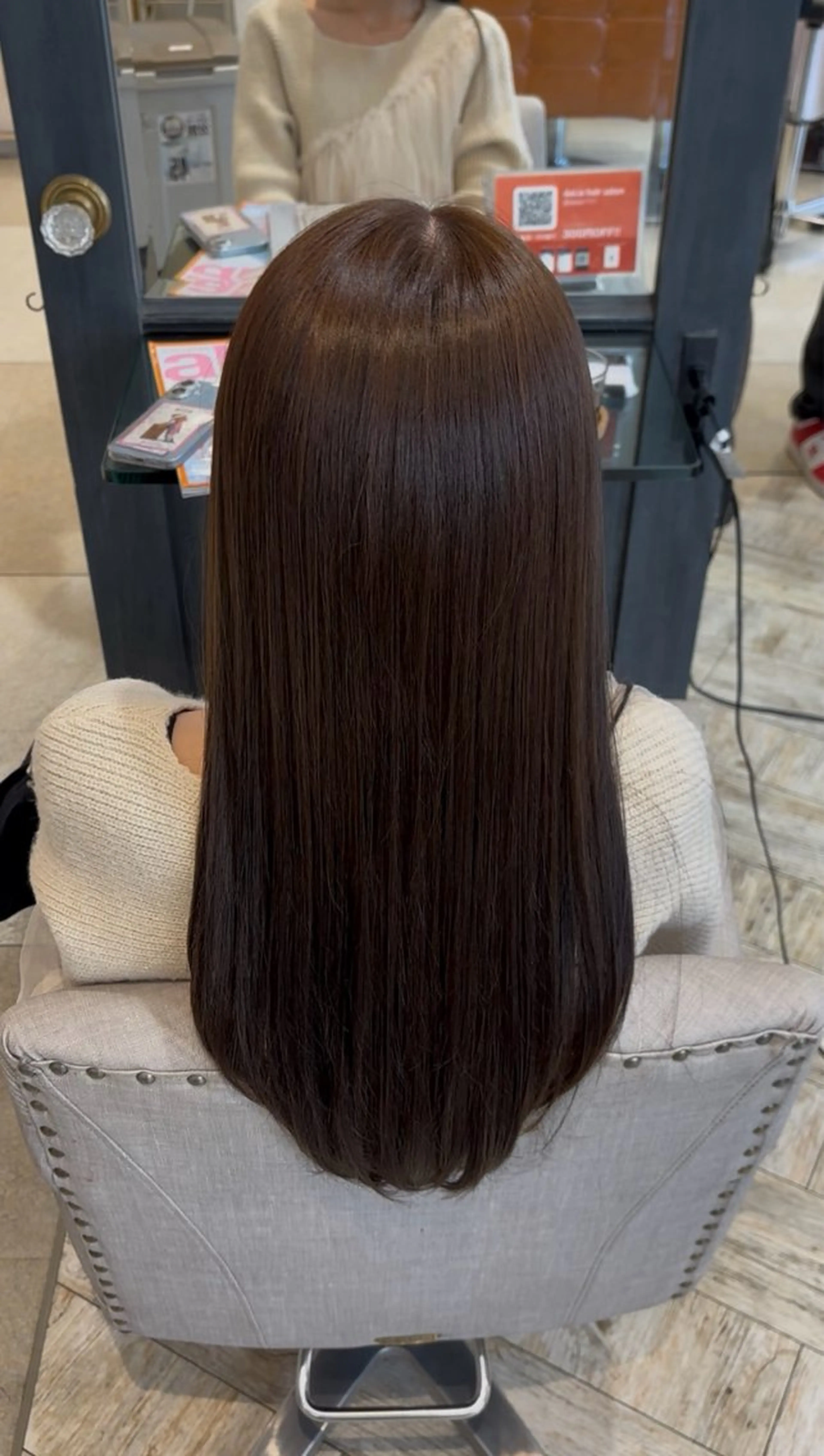 ロング カラー ベージュカラー オリーブベージュ 万司 来望のヘアスタイル