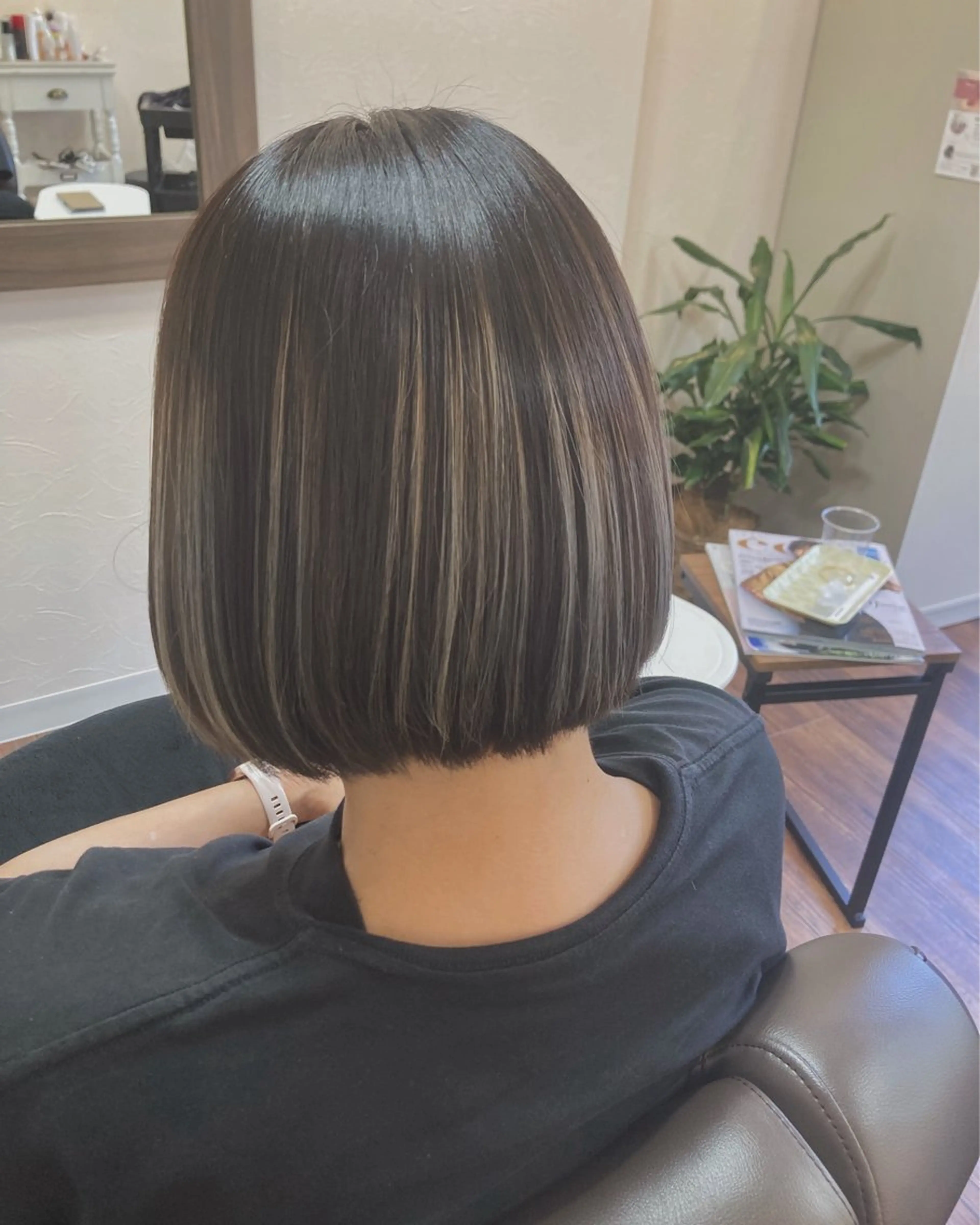 ショート 池岡 洋子のヘアスタイル