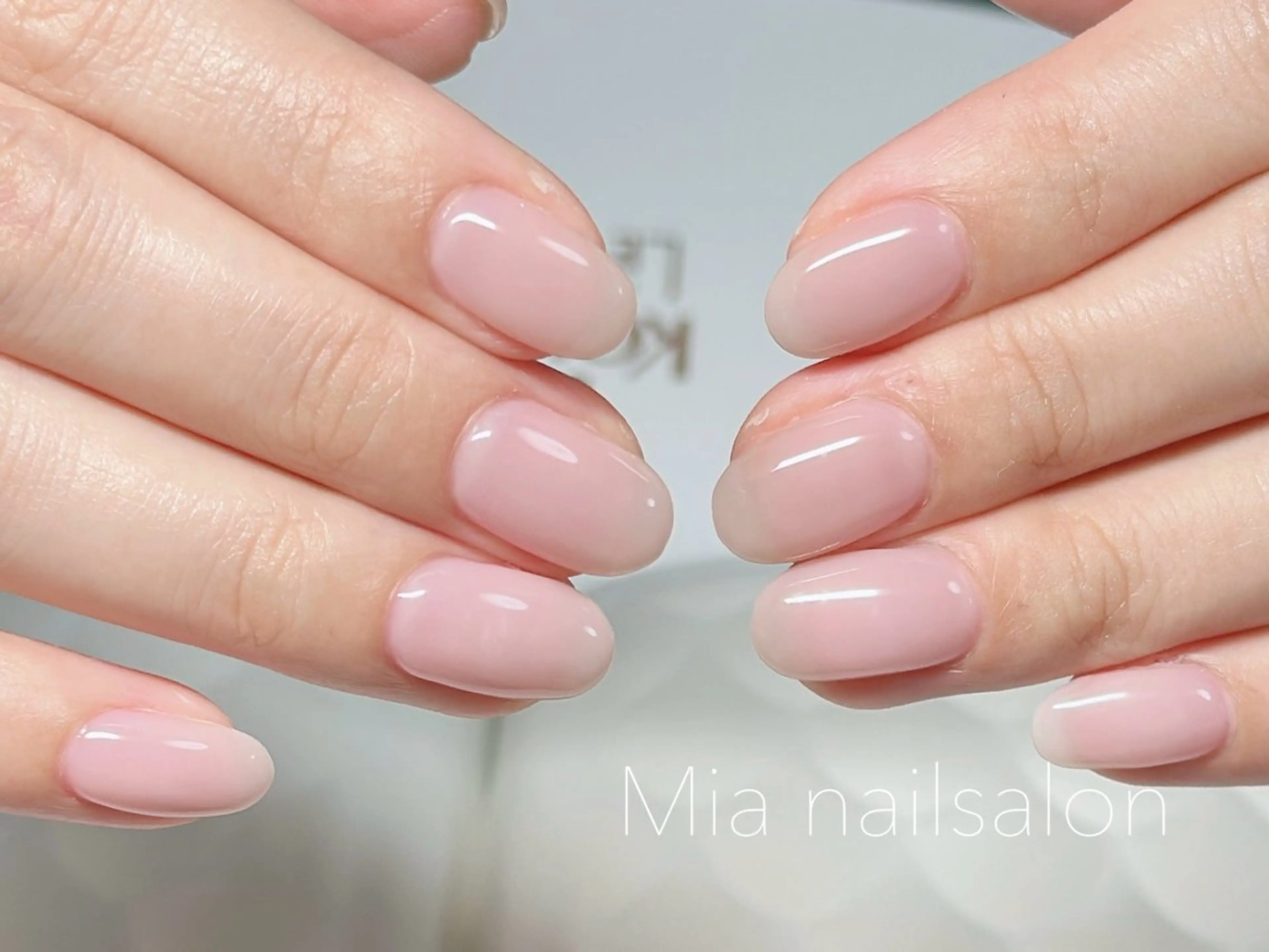 ショート ハンドネイル Mia ネイルサロンのネイルデザイン