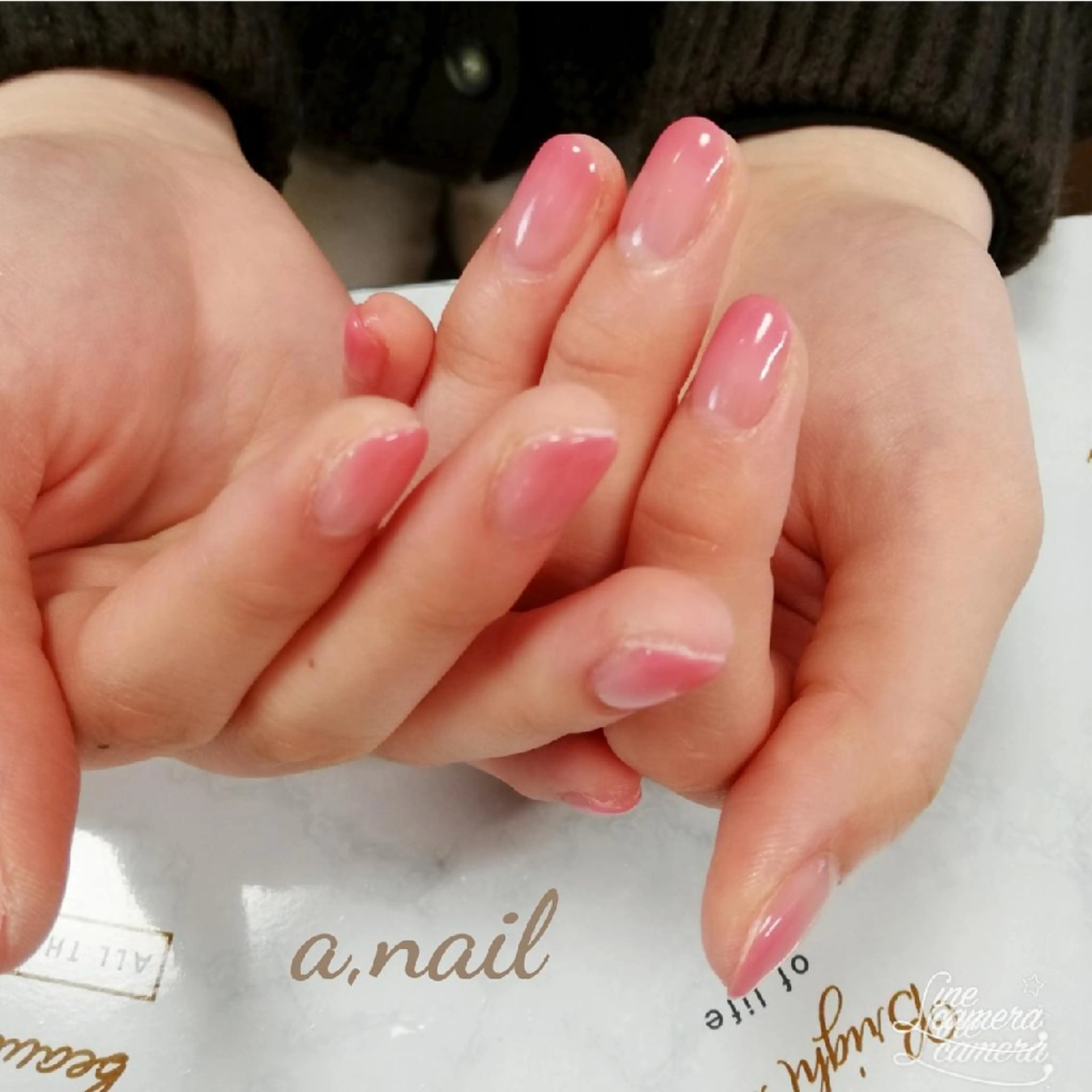 ネイル フットネイル ジェルネイル グラデーション ワンカラーネイル シンプルネイル ハンドネイル ネイルサロン エーネイルのネイルデザイン