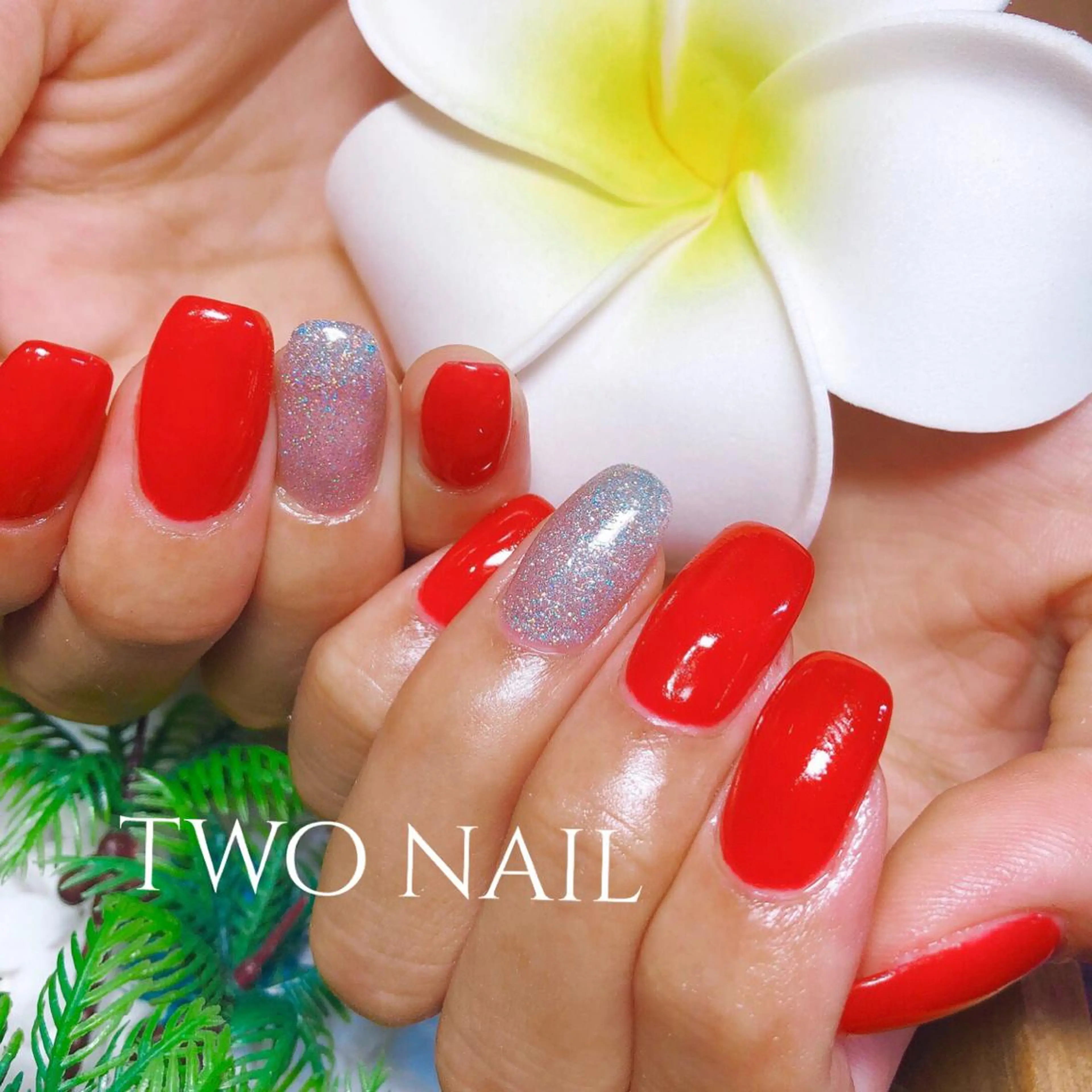 ネイル 赤色 two nailのネイルデザイン