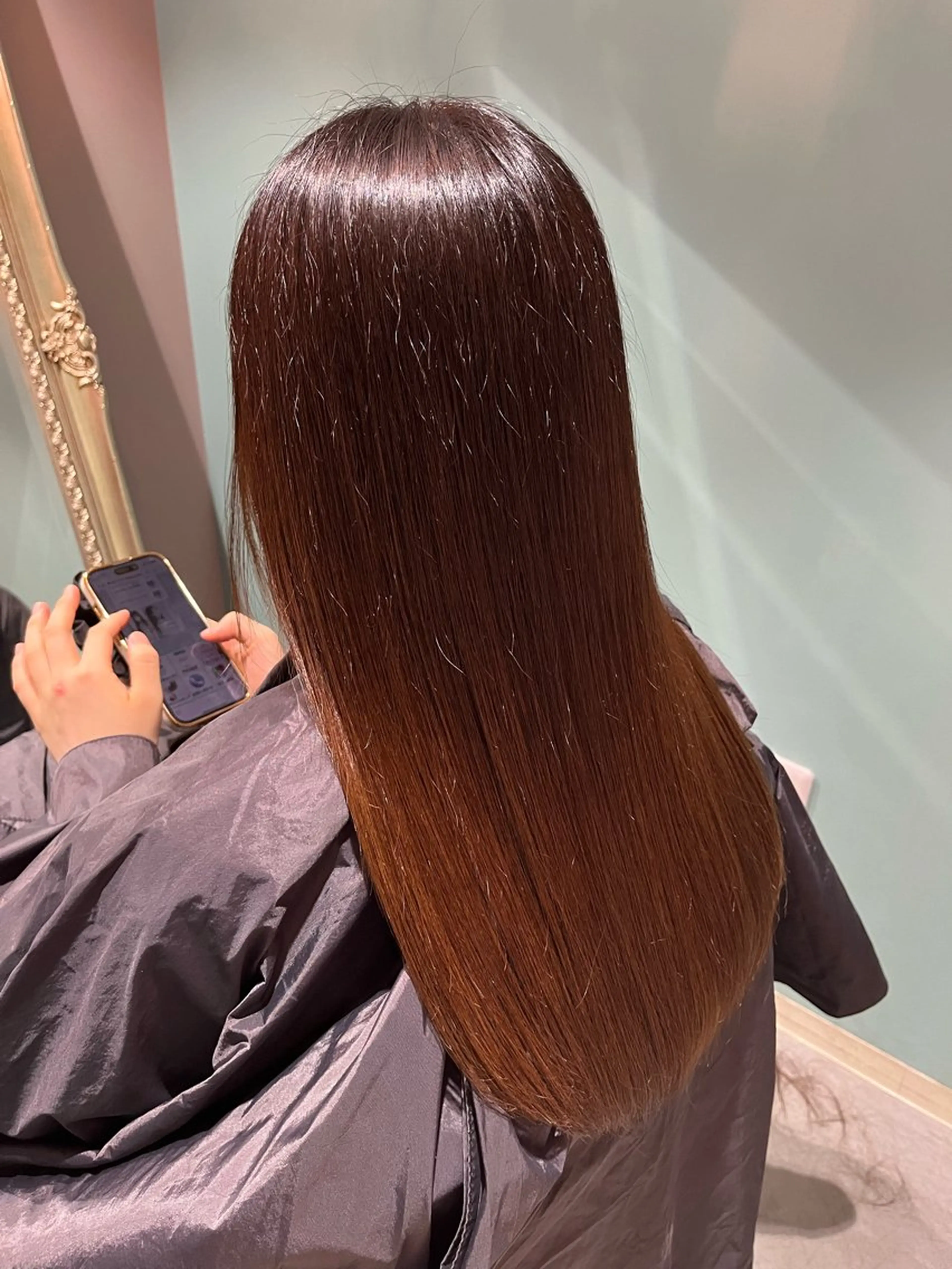 セミロング 山下 茜のヘアスタイル