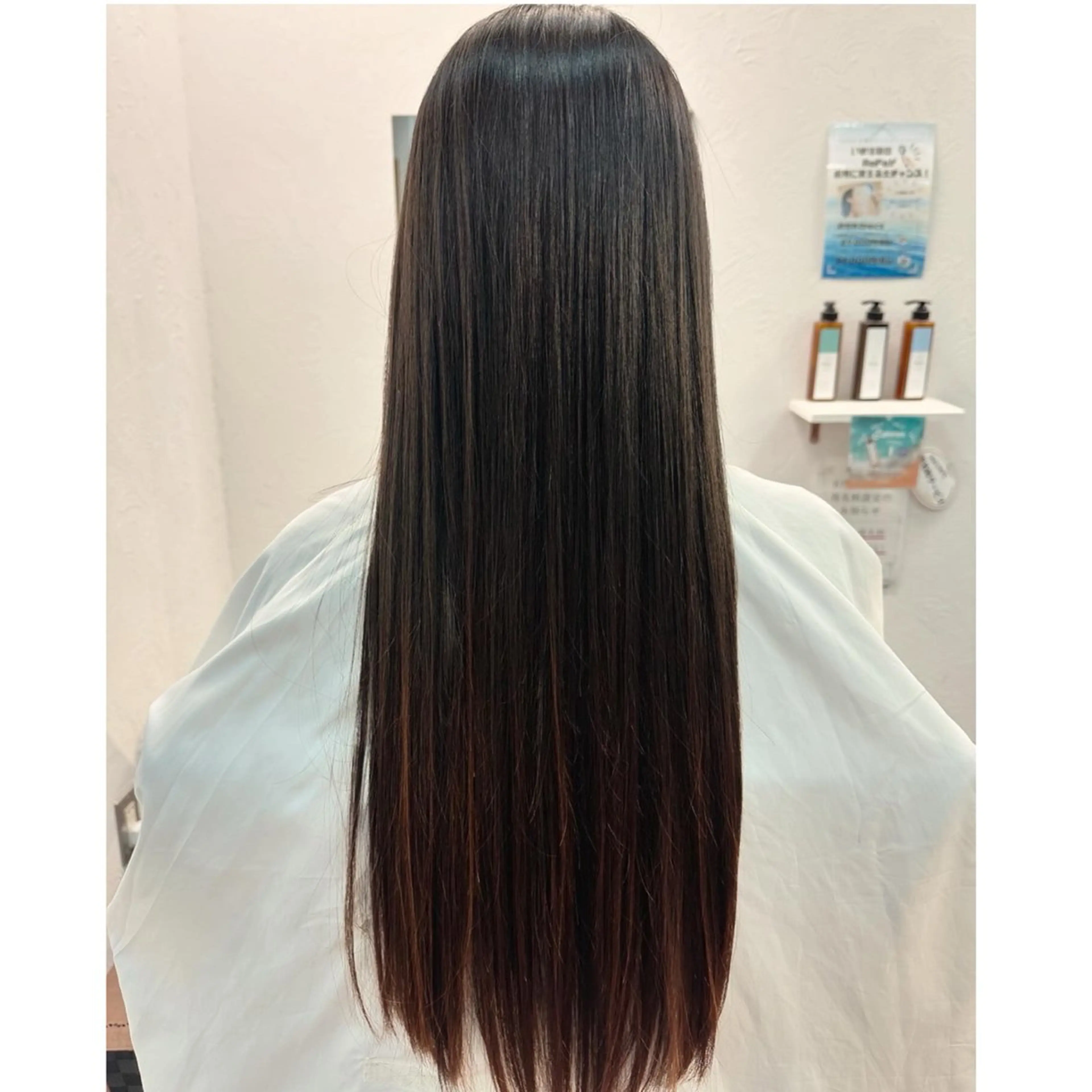 ロング 三原 友美のヘアスタイル