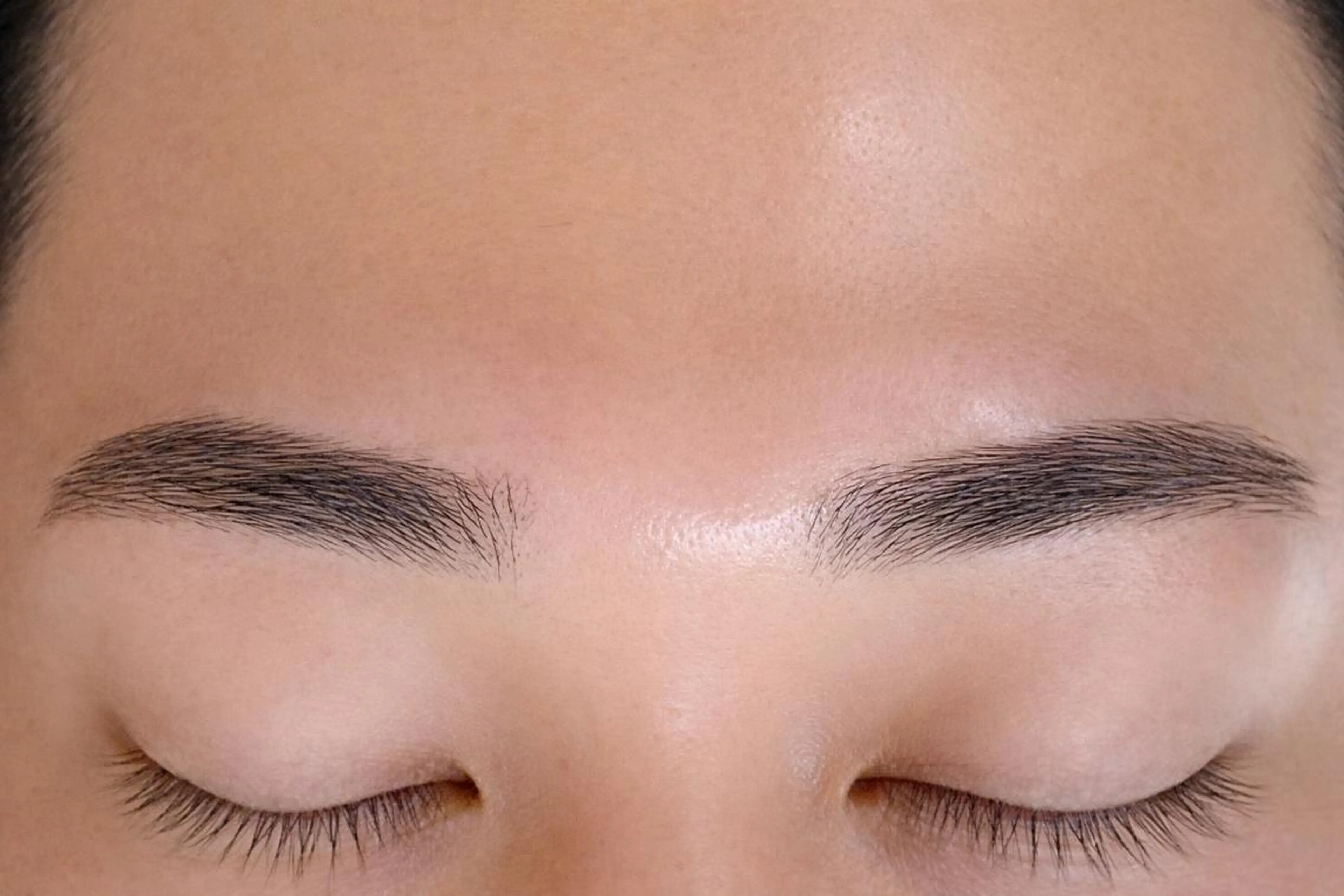 アイブロウ F manaの眉毛・アイブロウイメージ