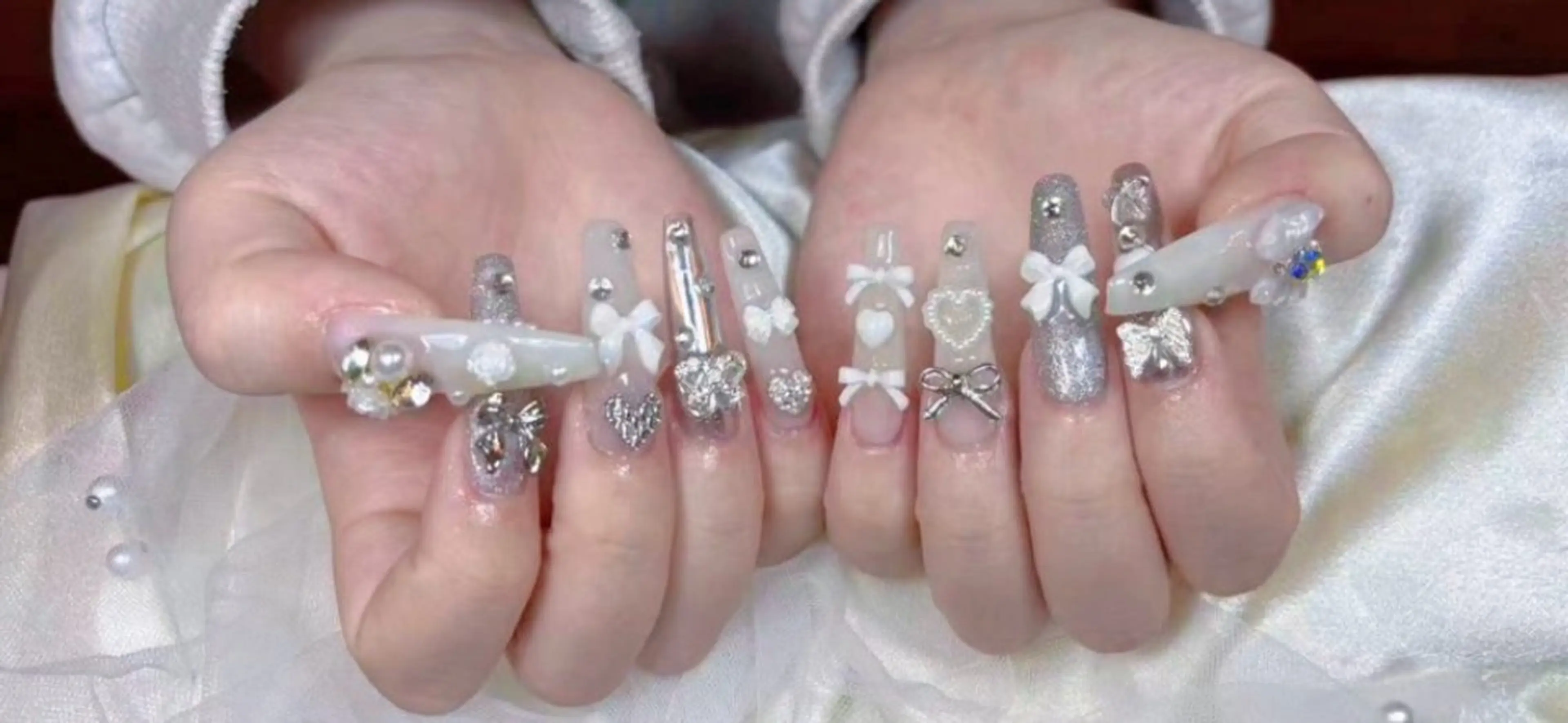 ネイル ハンドネイル WO MIAOのネイルデザイン