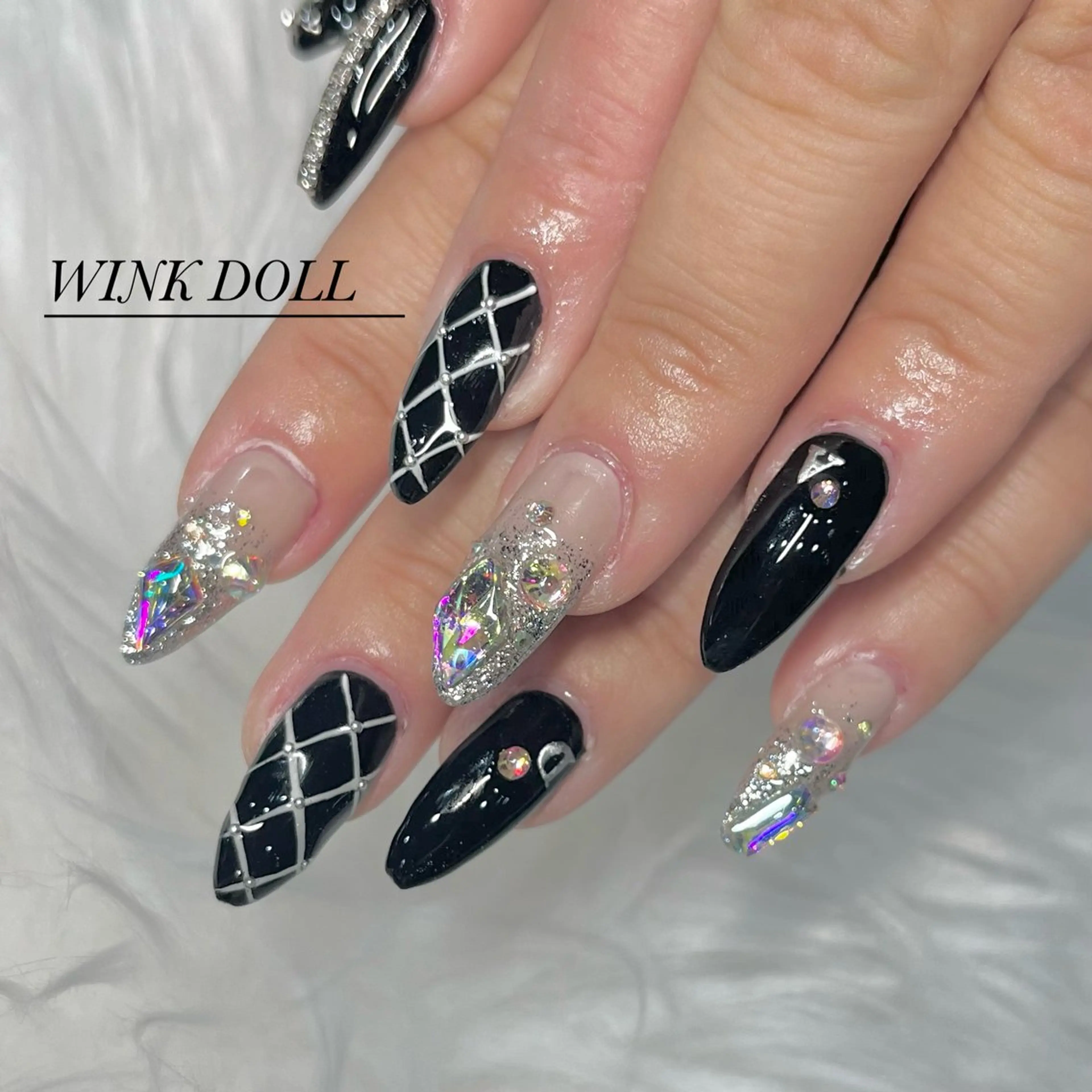 ネイル WINK DOLL 🌹MARIのネイルデザイン