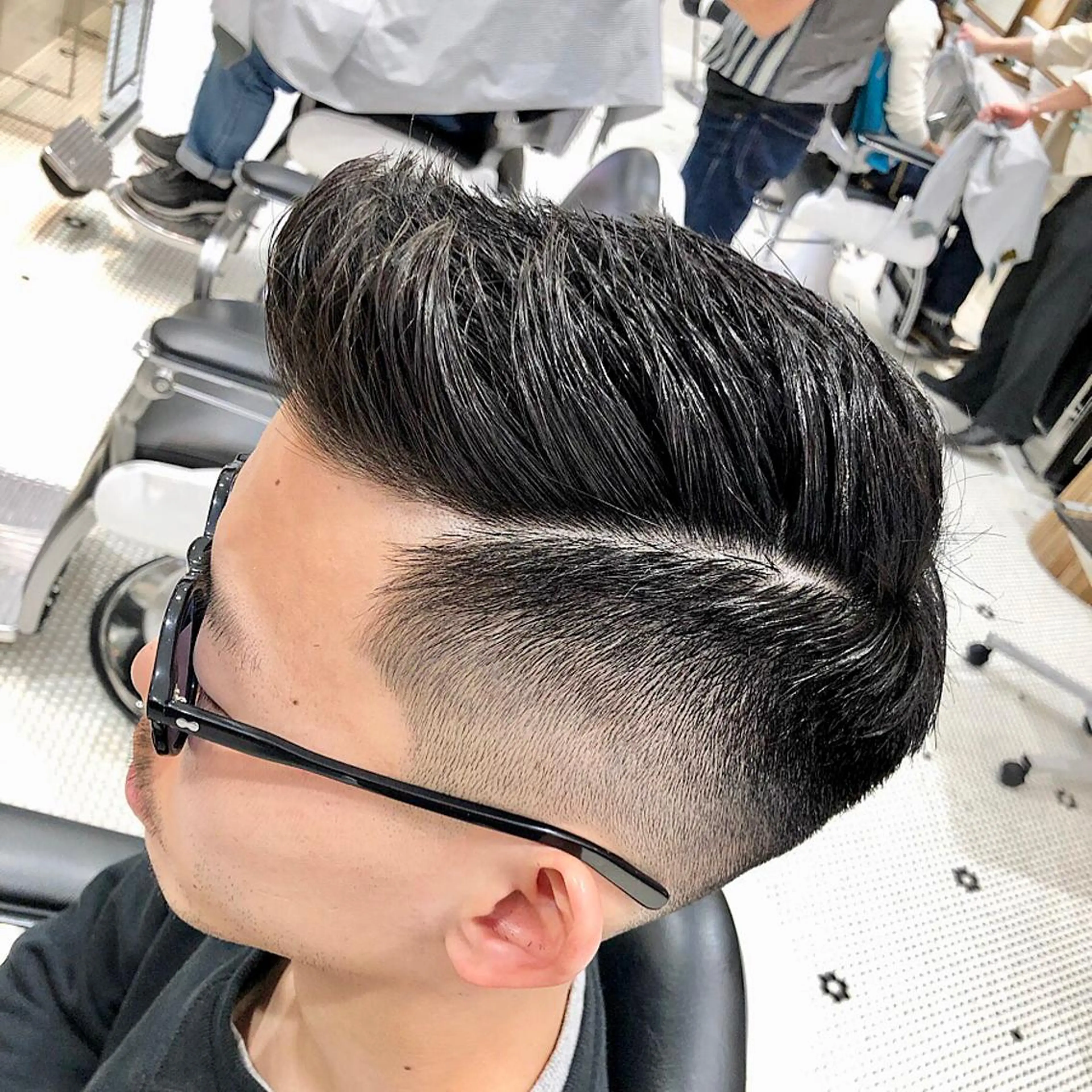 ショート パーマ メンズ カット無料/髪質改善 髪質根本改善/艶髪のヘアスタイル