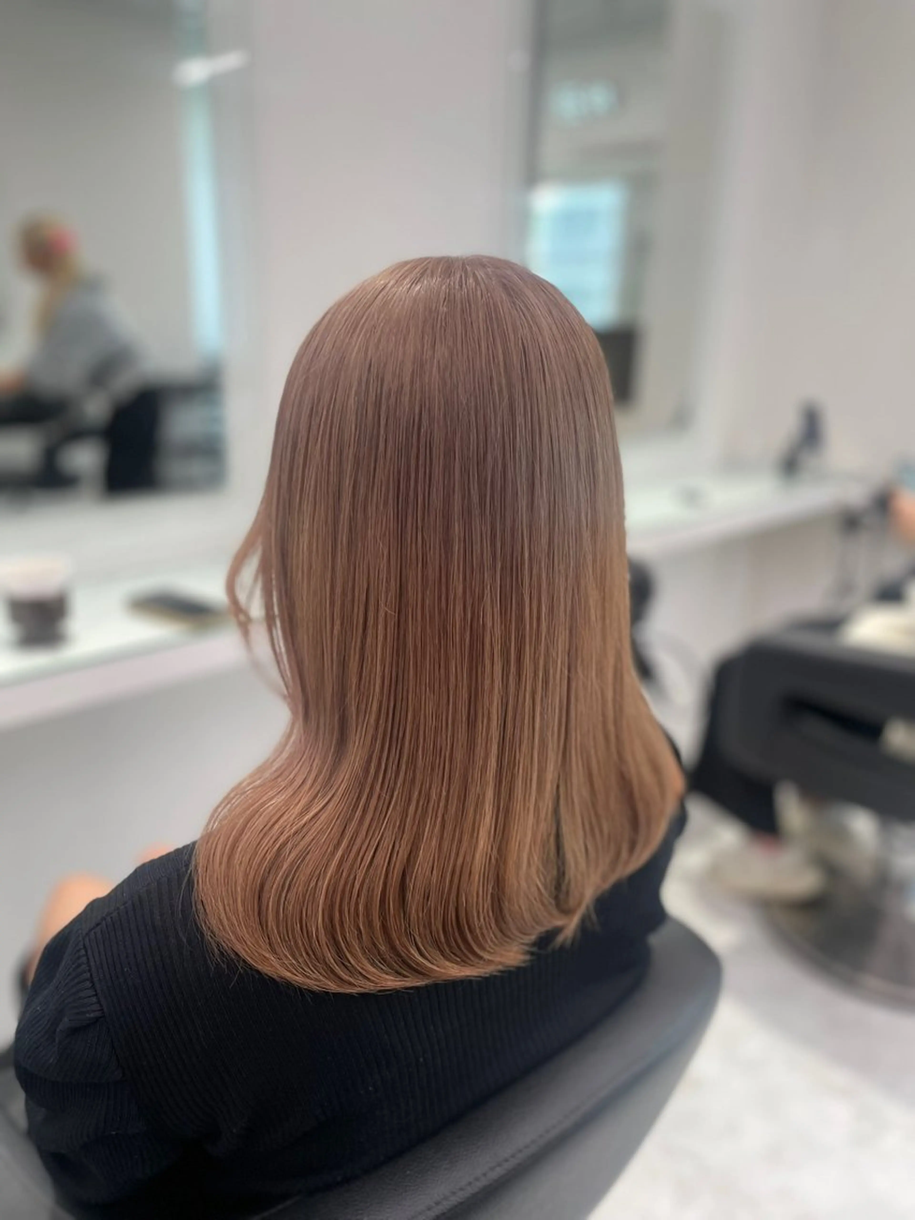 セミロング カラー ヘアカラー トリートメント ヘッドスパ ヘアセット ❄最強かわいいカラー ❄️MINA❄️のヘアスタイル