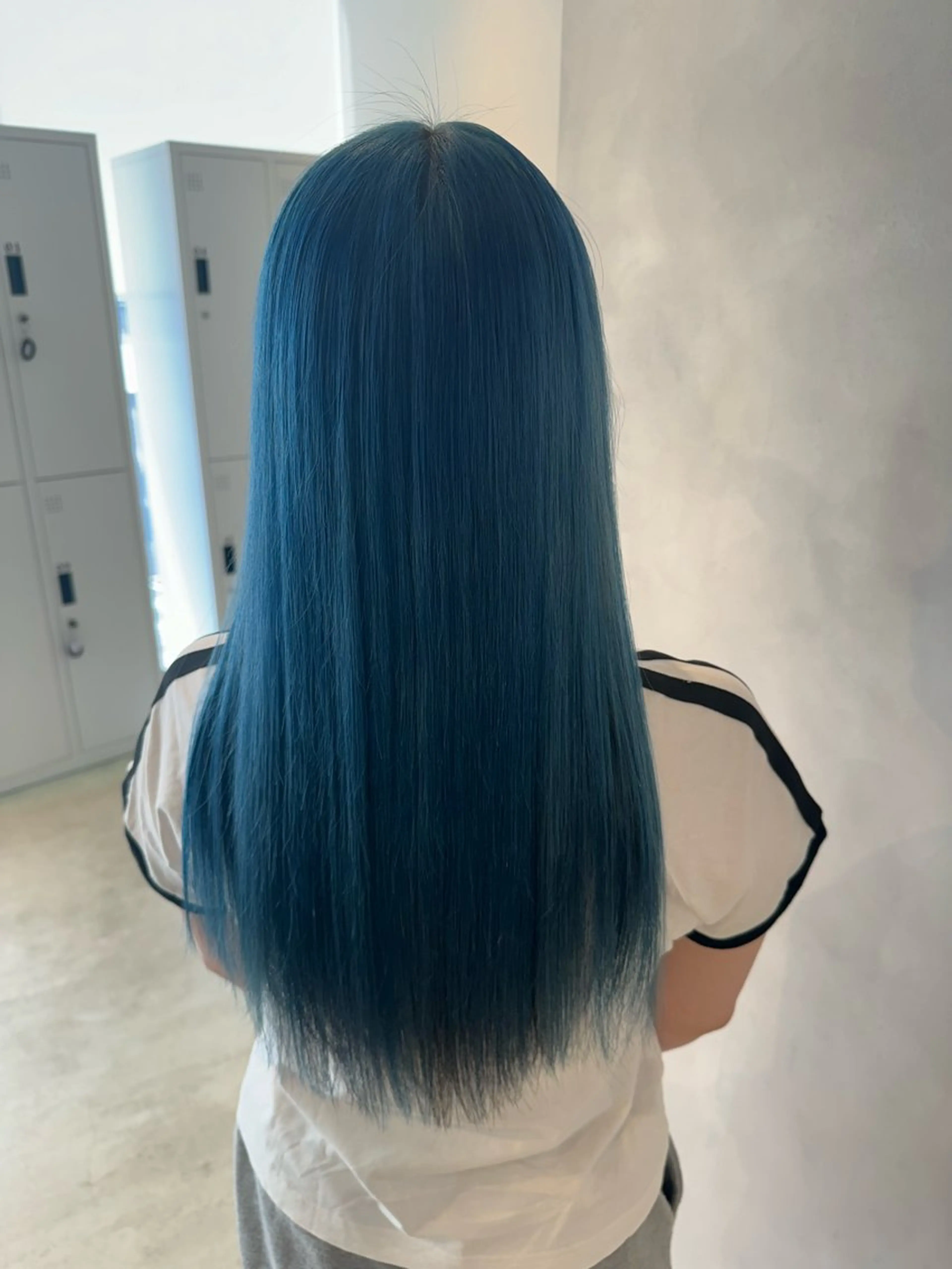 カラー アクアカラー ブルーカラー ハイトーンカラー カット ヘアカラー トリートメント 透明感カラー✨艶髪 制作🌱山根あゆみのヘアスタイル