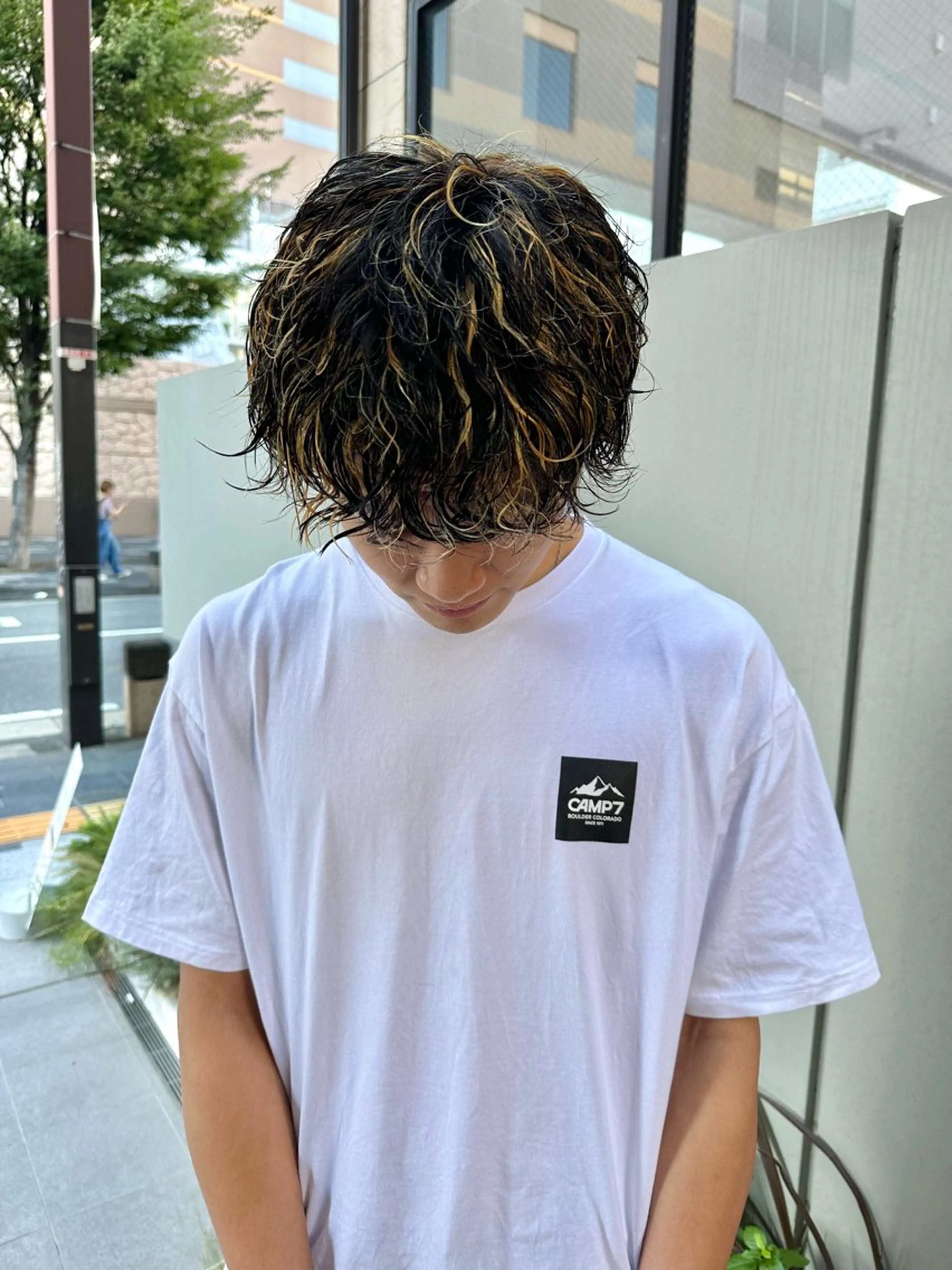 ショート メンズ メンズハイライト メンズパーマ ハイライト カット パーマ 園冬稀/メンズカット /メンズパーマのヘアスタイル