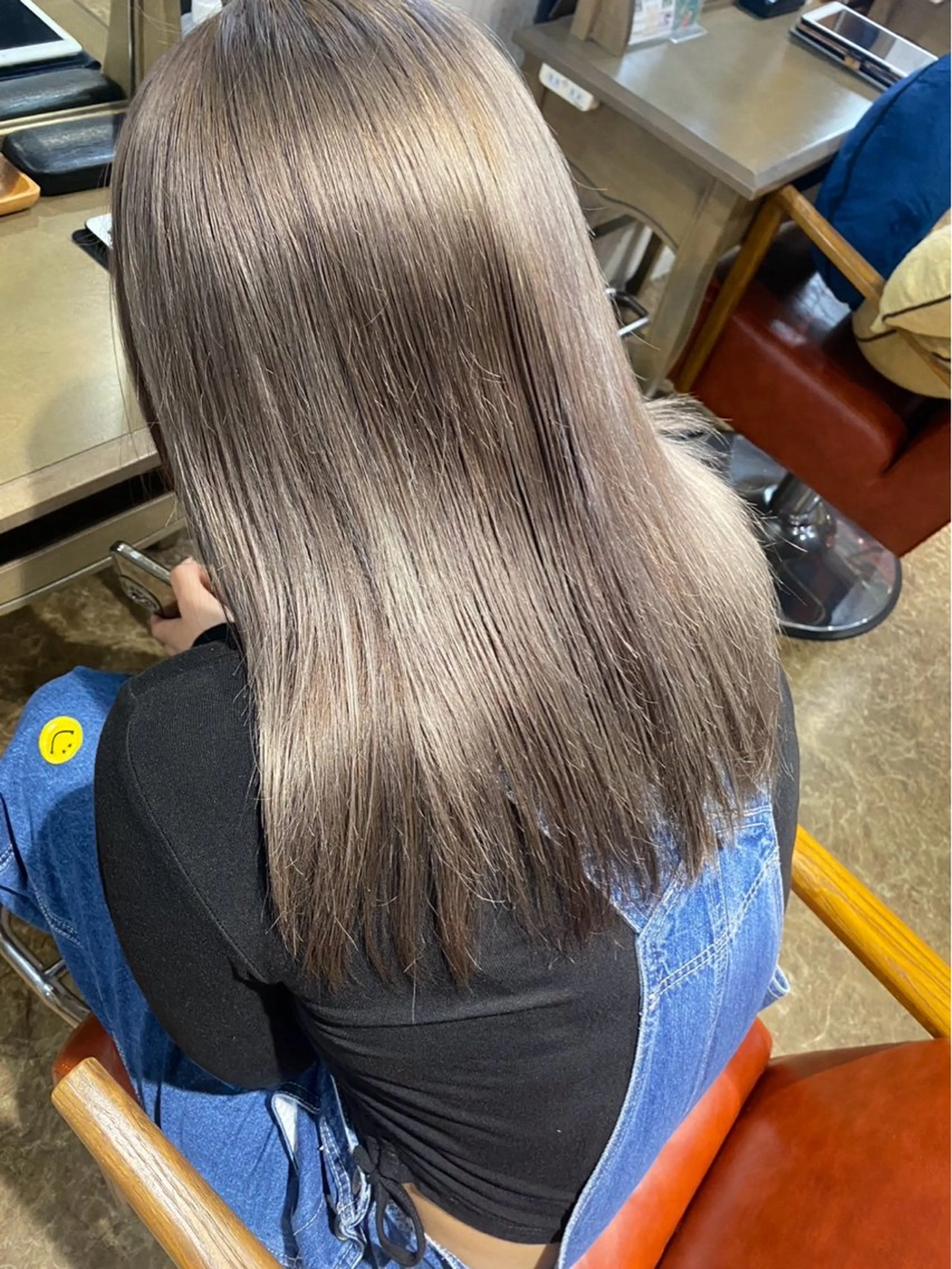 カラー ブリーチ シルバー 🍒Inagaki ヘッドスパ☁️のヘアスタイル