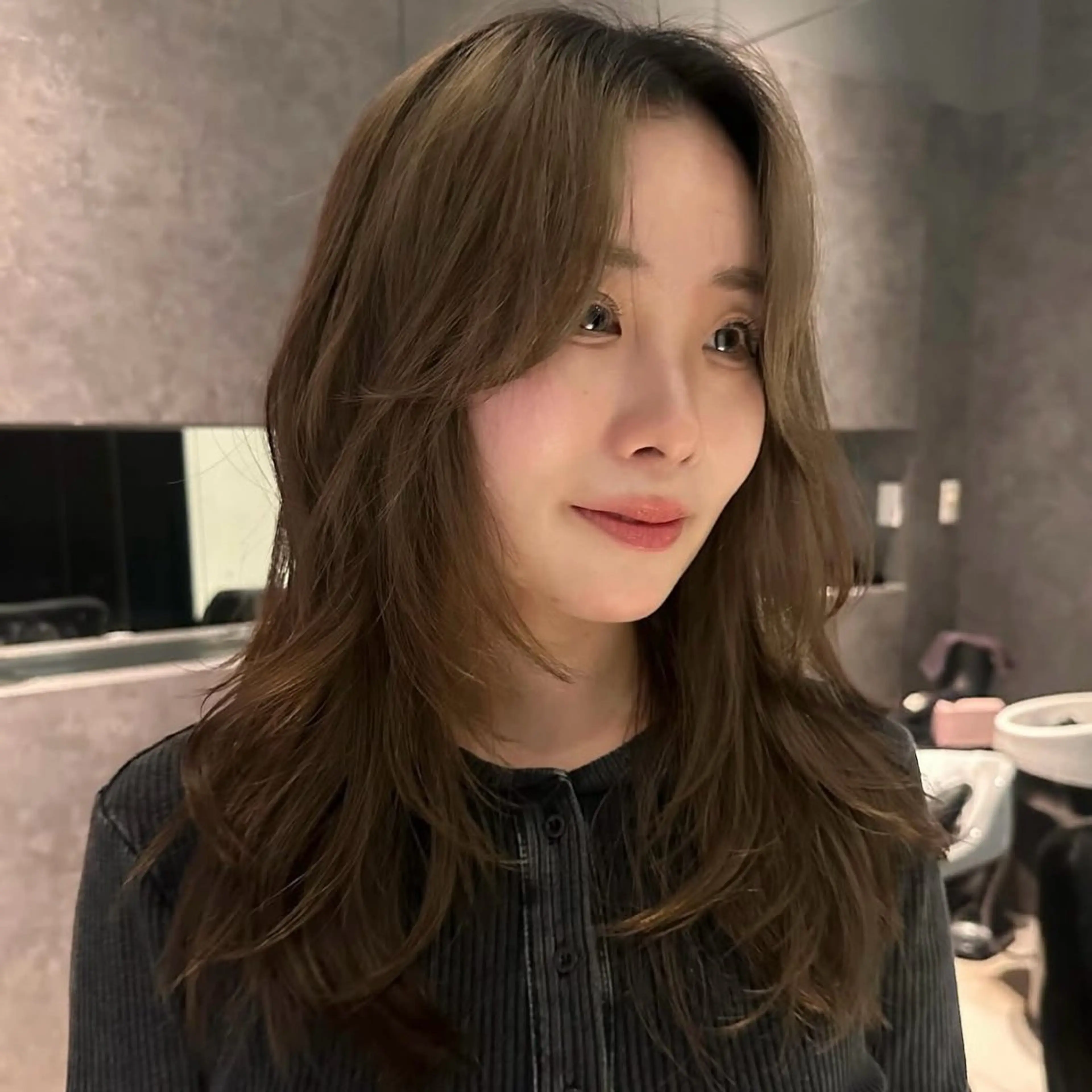 セミロング ハイレイヤー レイヤーカット 似合わせカット/ 🌛Mizukiのヘアスタイル