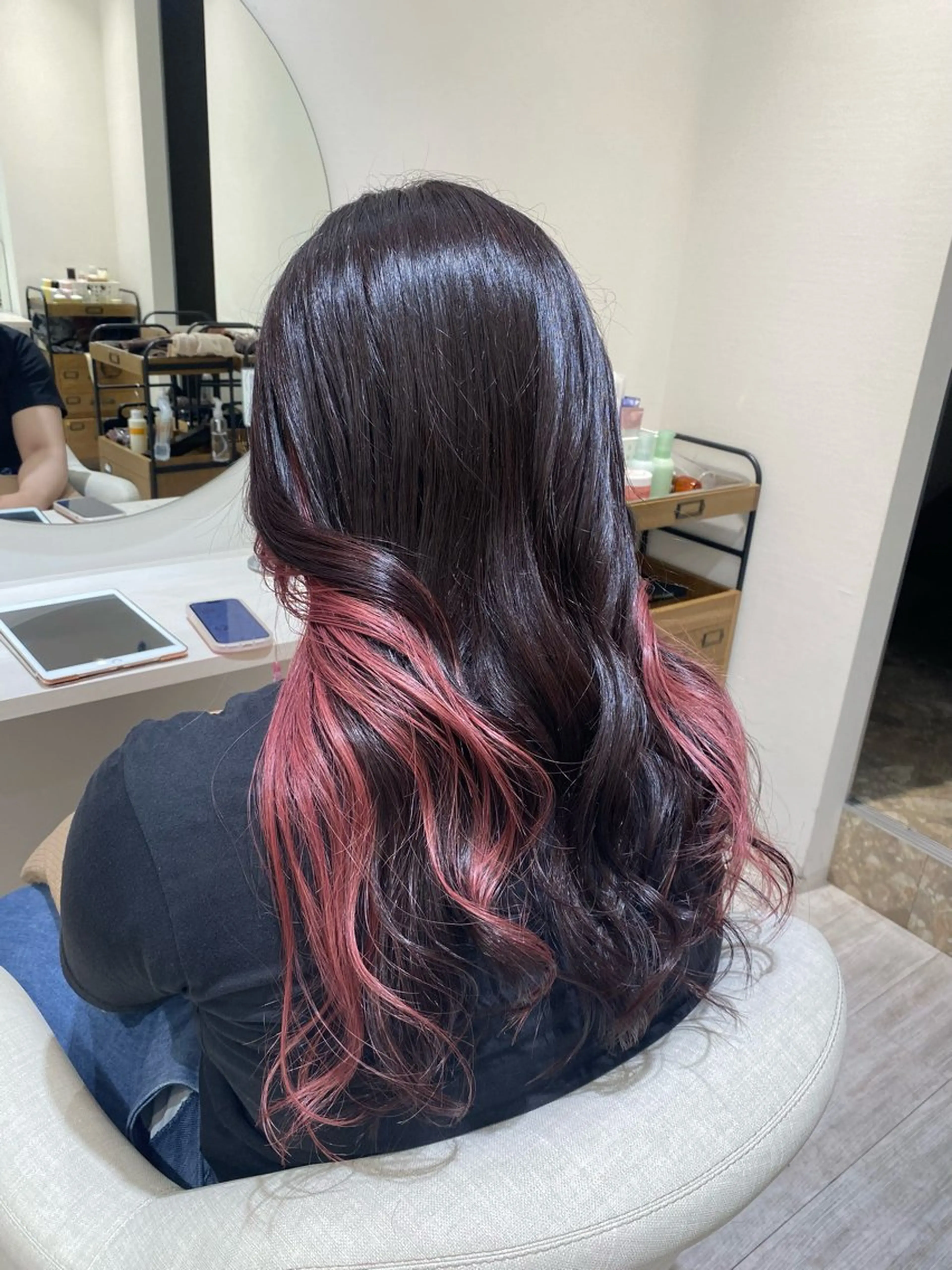 ロング FERIA かりんのヘアスタイル