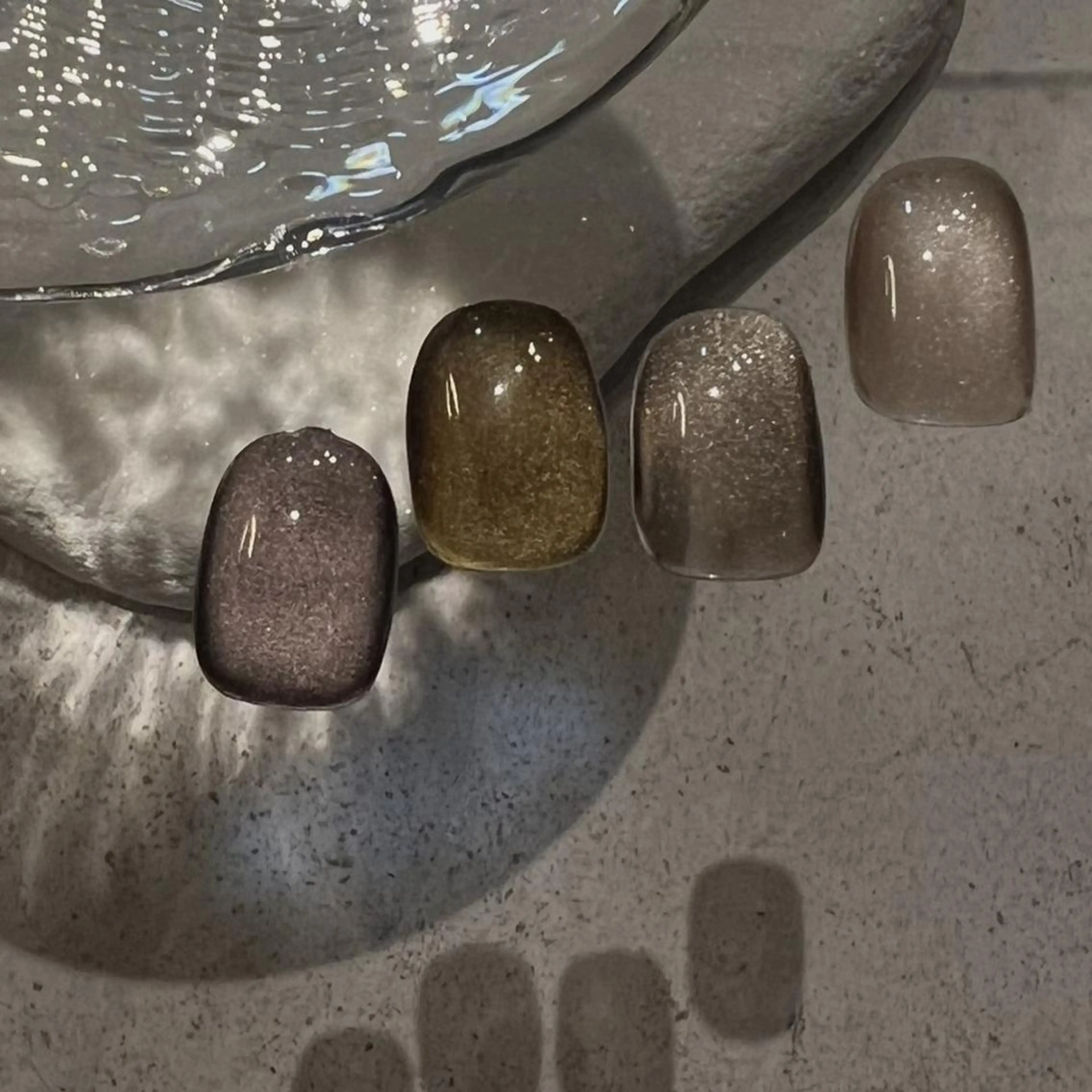 【hand/オフ込】✨うるうるマグネット✨の写真