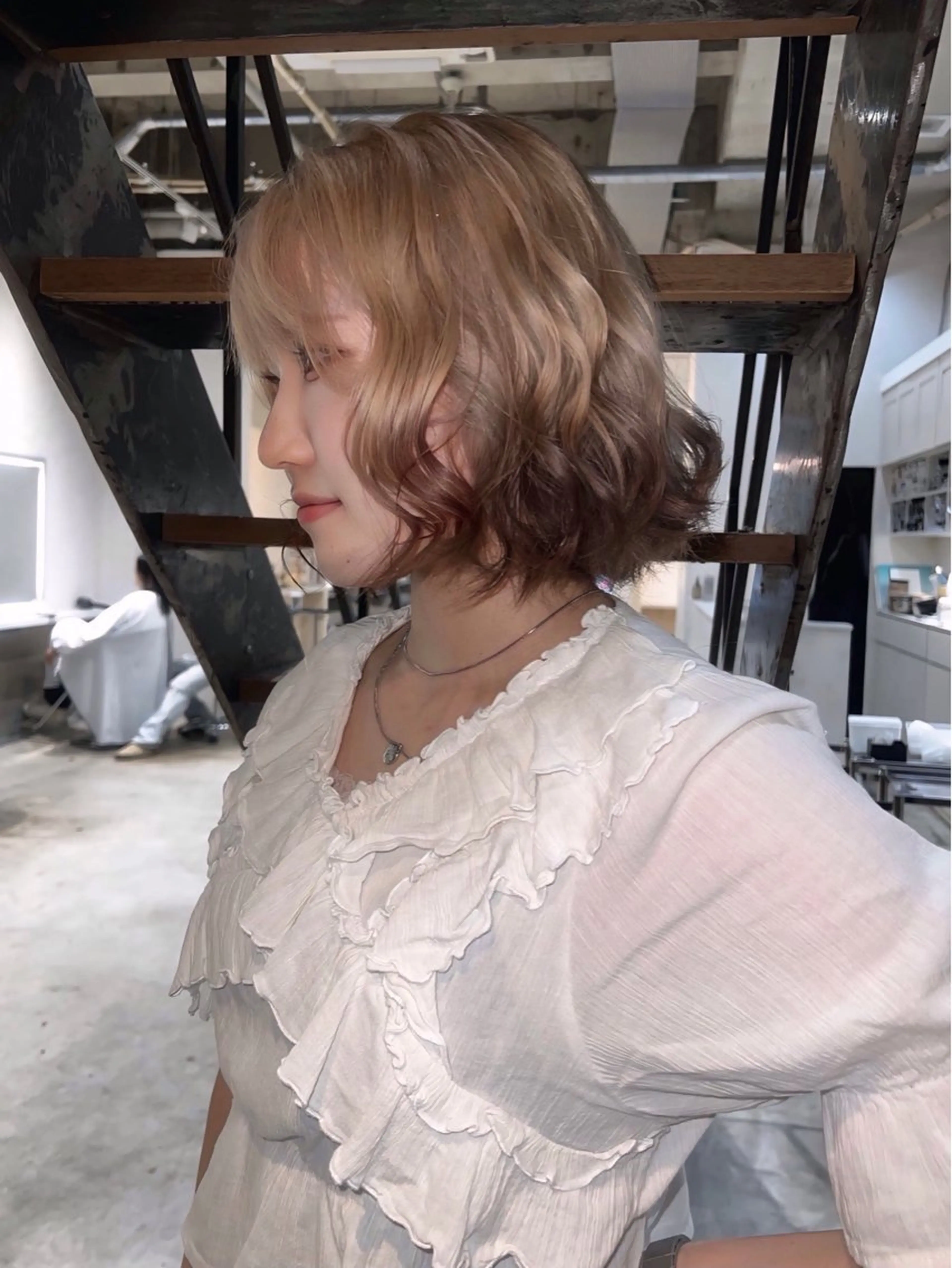 ミディアム 名古屋/落ちる黒 黒染め落としのヘアスタイル