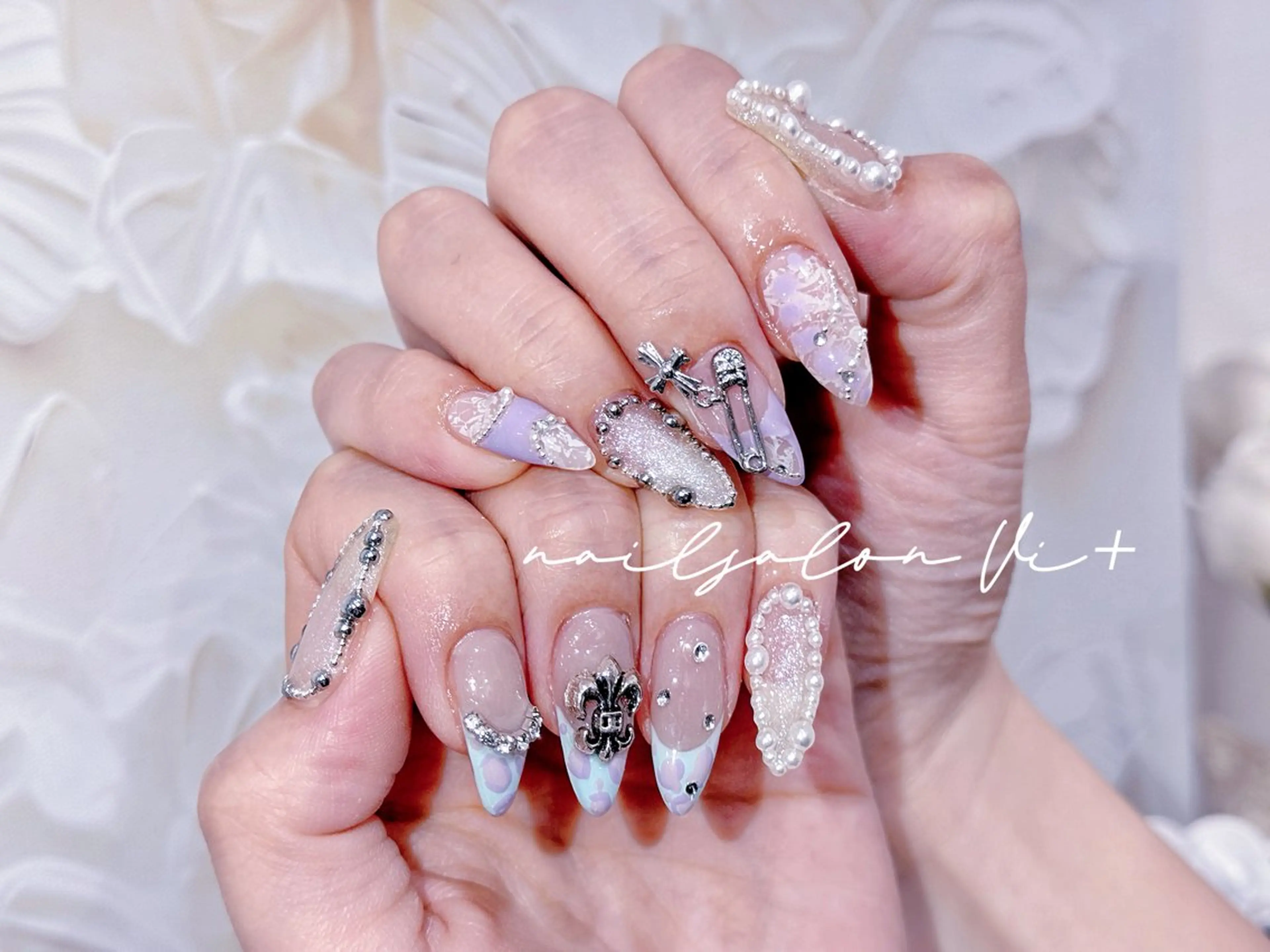 ネイル ハンドネイル ✨Nailsalon Vi+✨のネイルデザイン