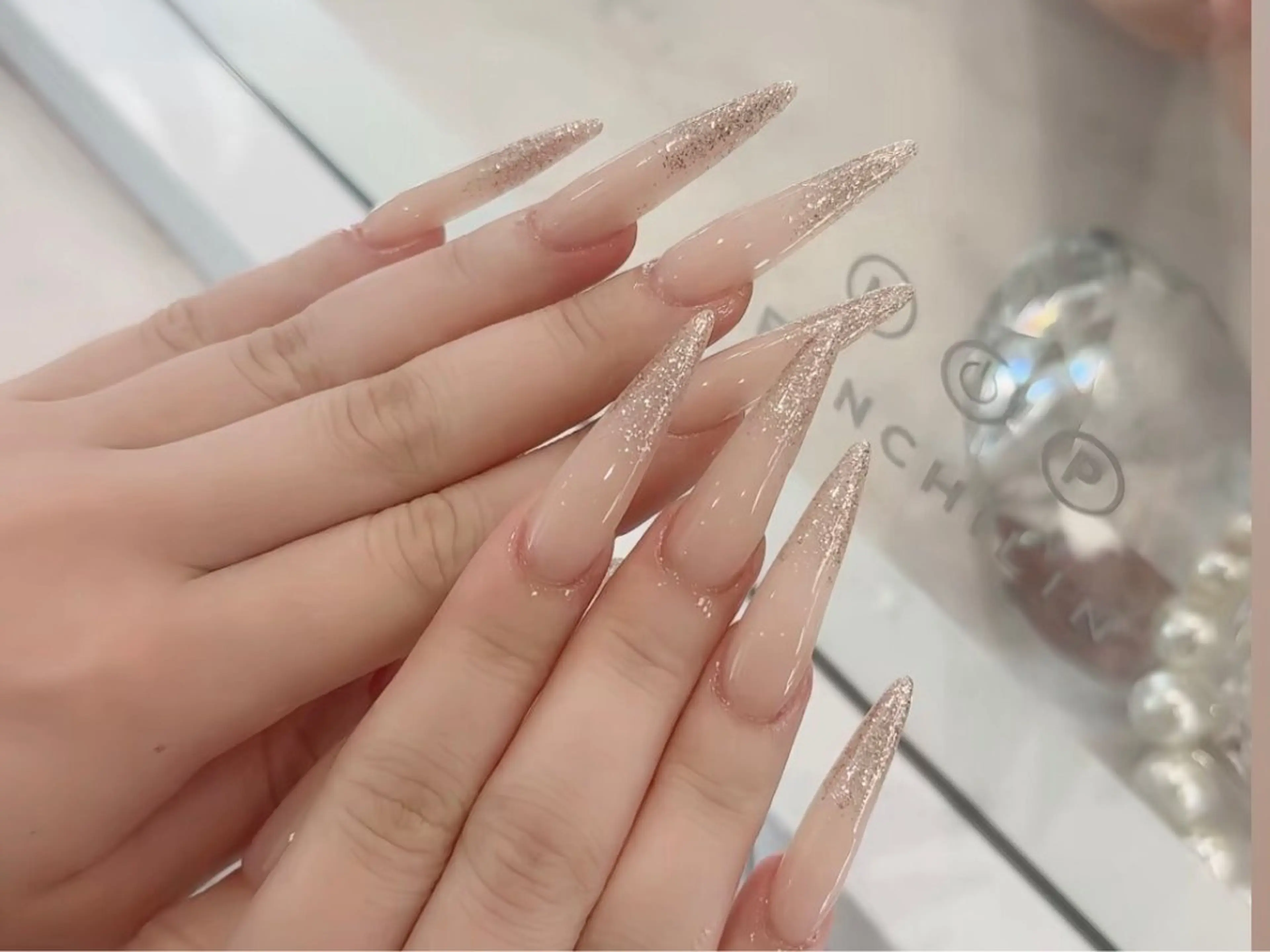 ネイル ハンドネイル Kari ネイルサロンのネイルデザイン