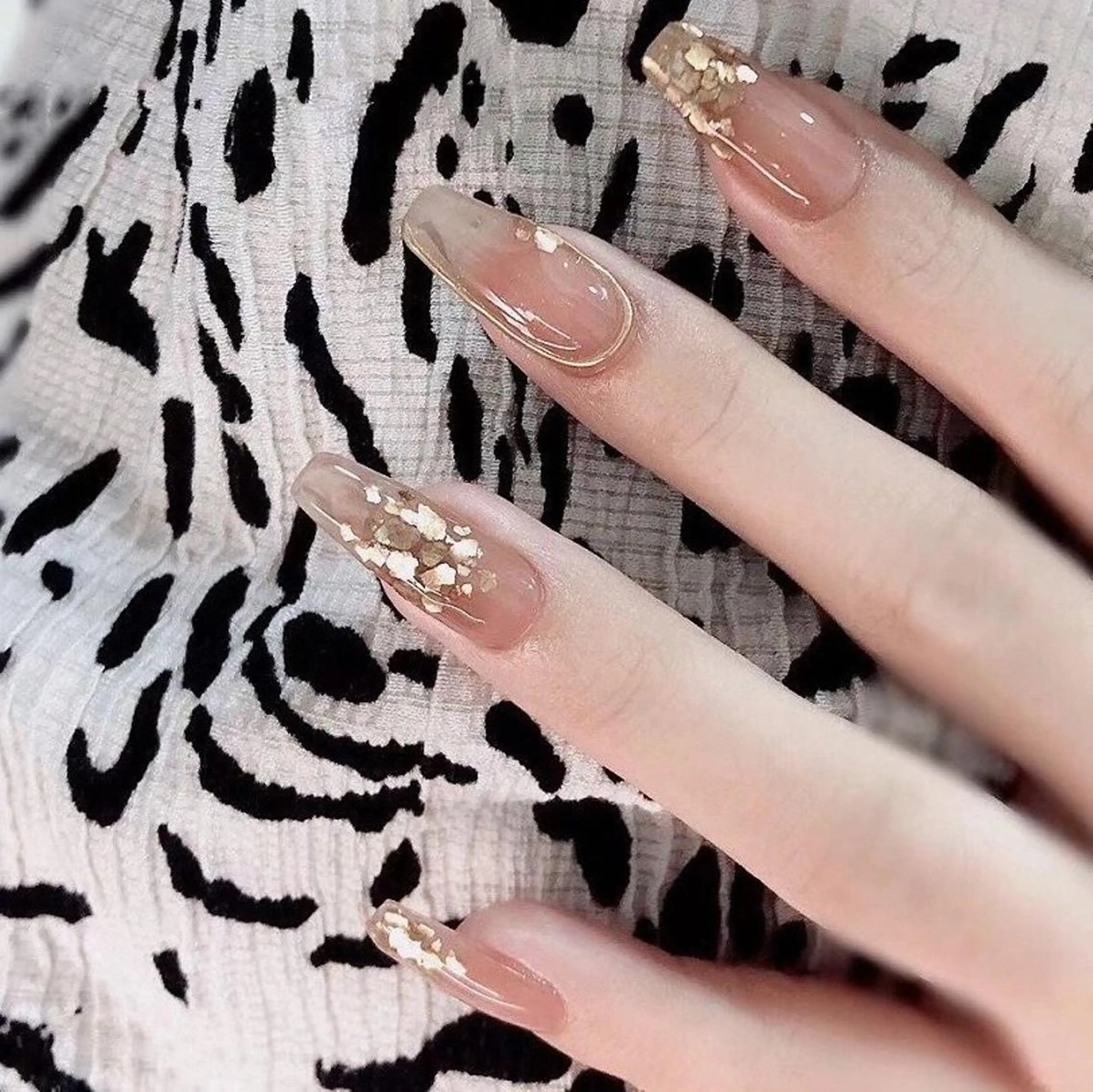 ネイル 🦋ネイルサロン ブラン🌈ゆりのネイルデザイン