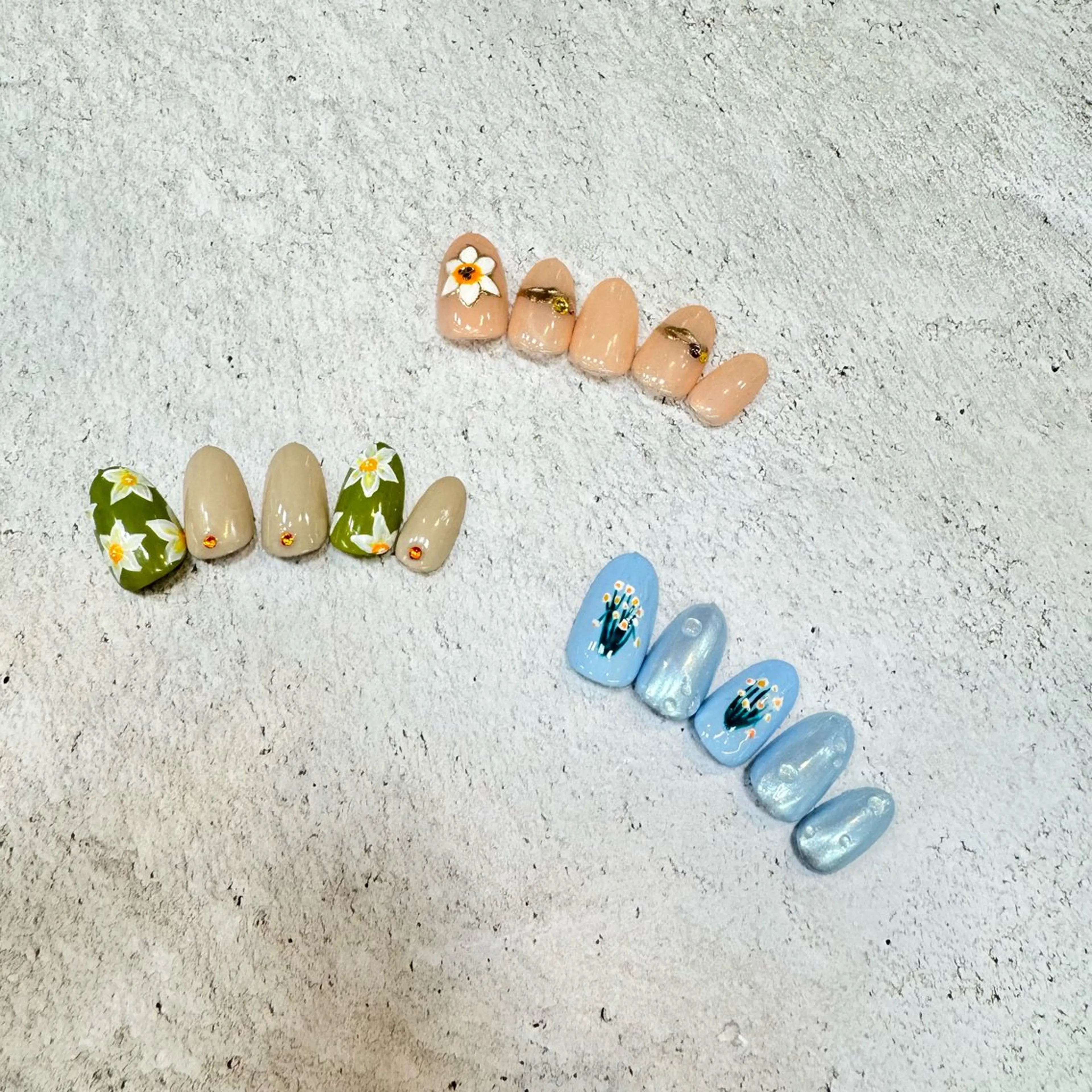 ネイル フラワーネイル 重永 夏南のネイルデザイン
