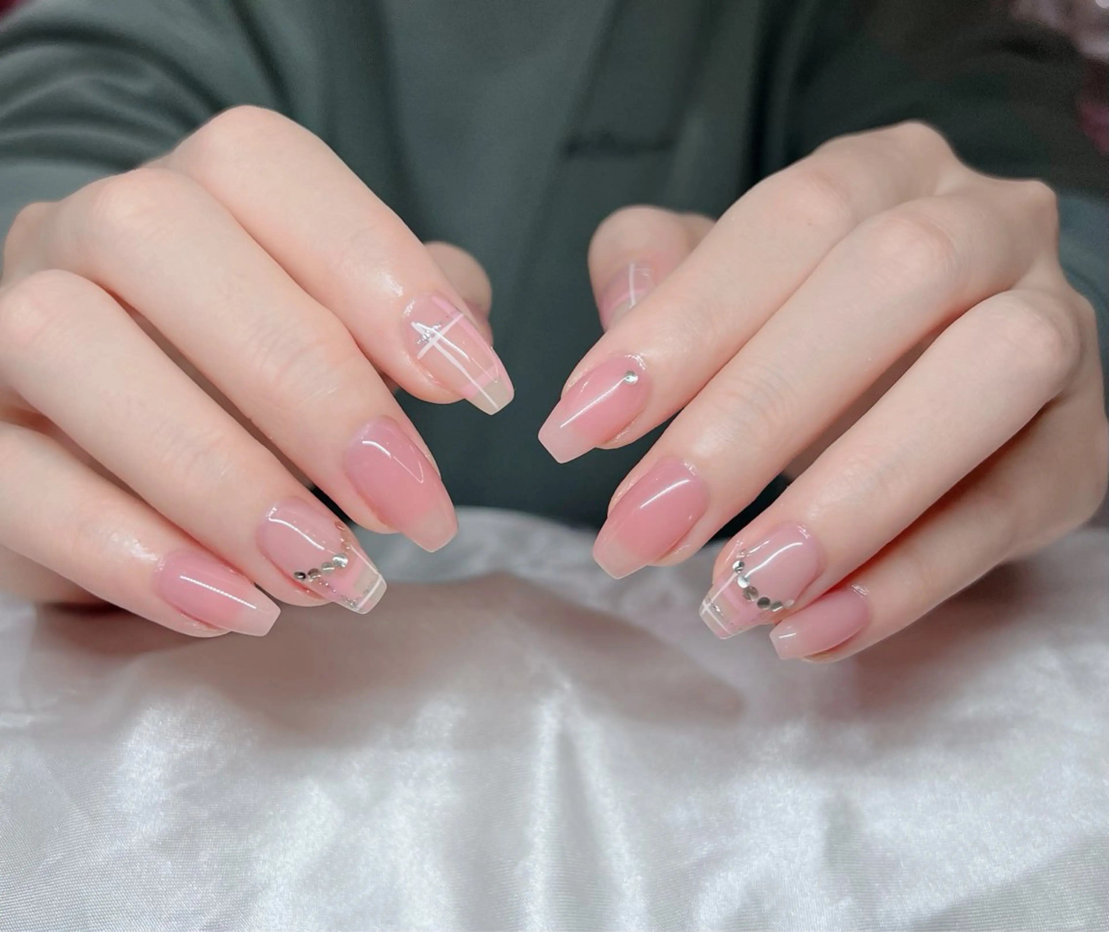 ネイル 🎀PG🩵 ネイルサロンのネイルデザイン