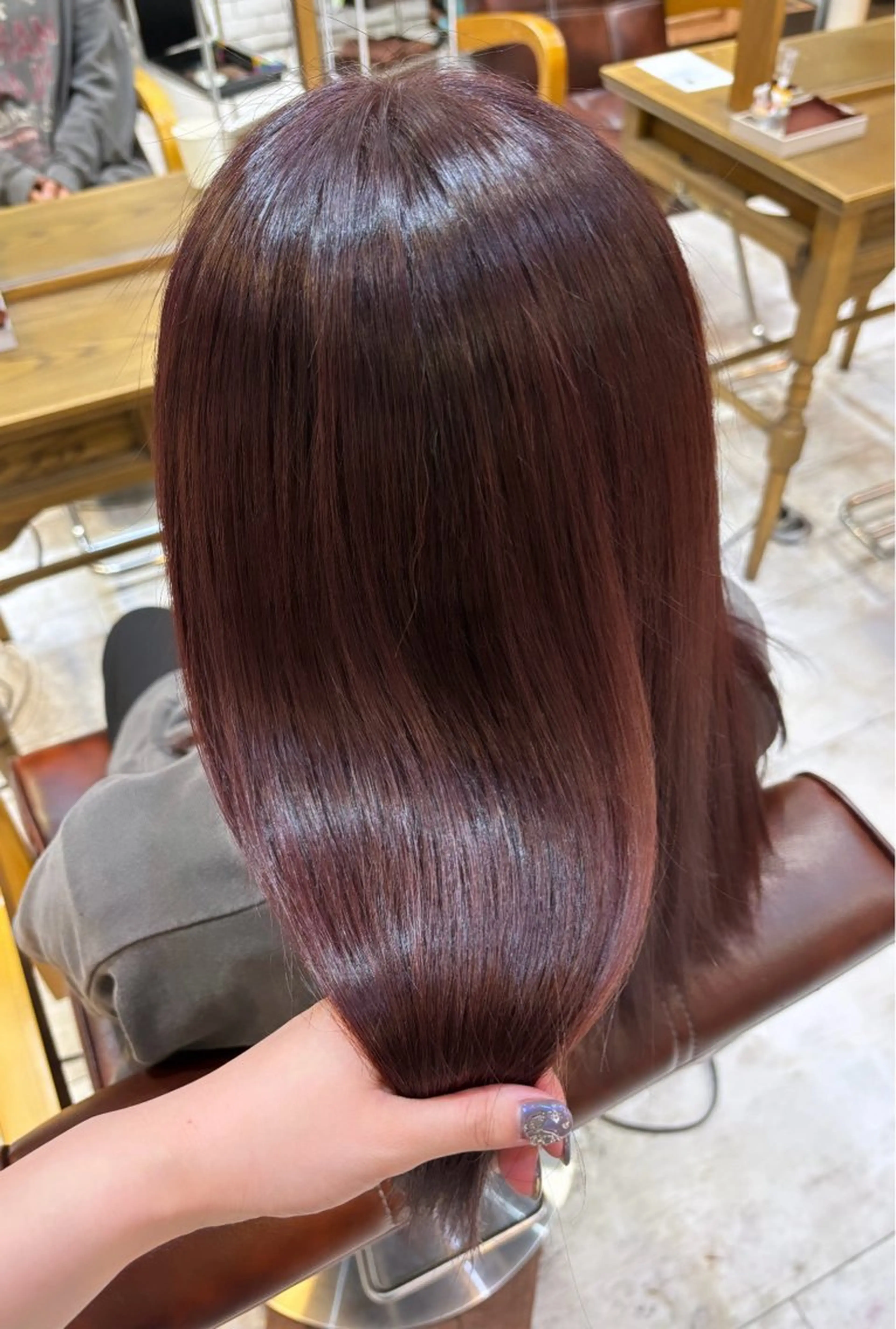 ミディアム ヘアカラー トリートメント 🪼艶カラー🪼 田口彩香のヘアスタイル