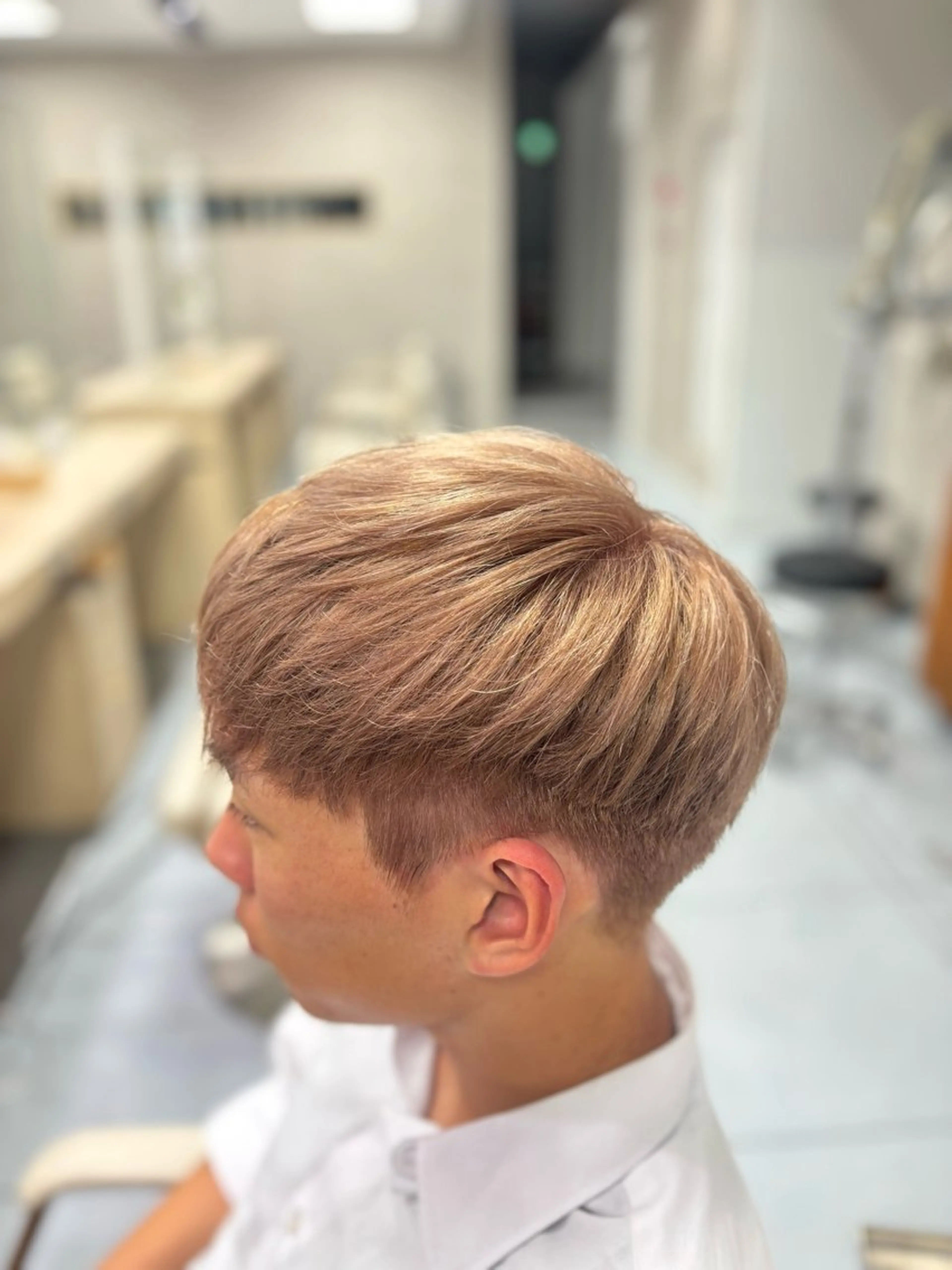 ショート カラー メンズ ヘアカラー メンズ特化韓国風 パーマスタイル/りんのヘアスタイル