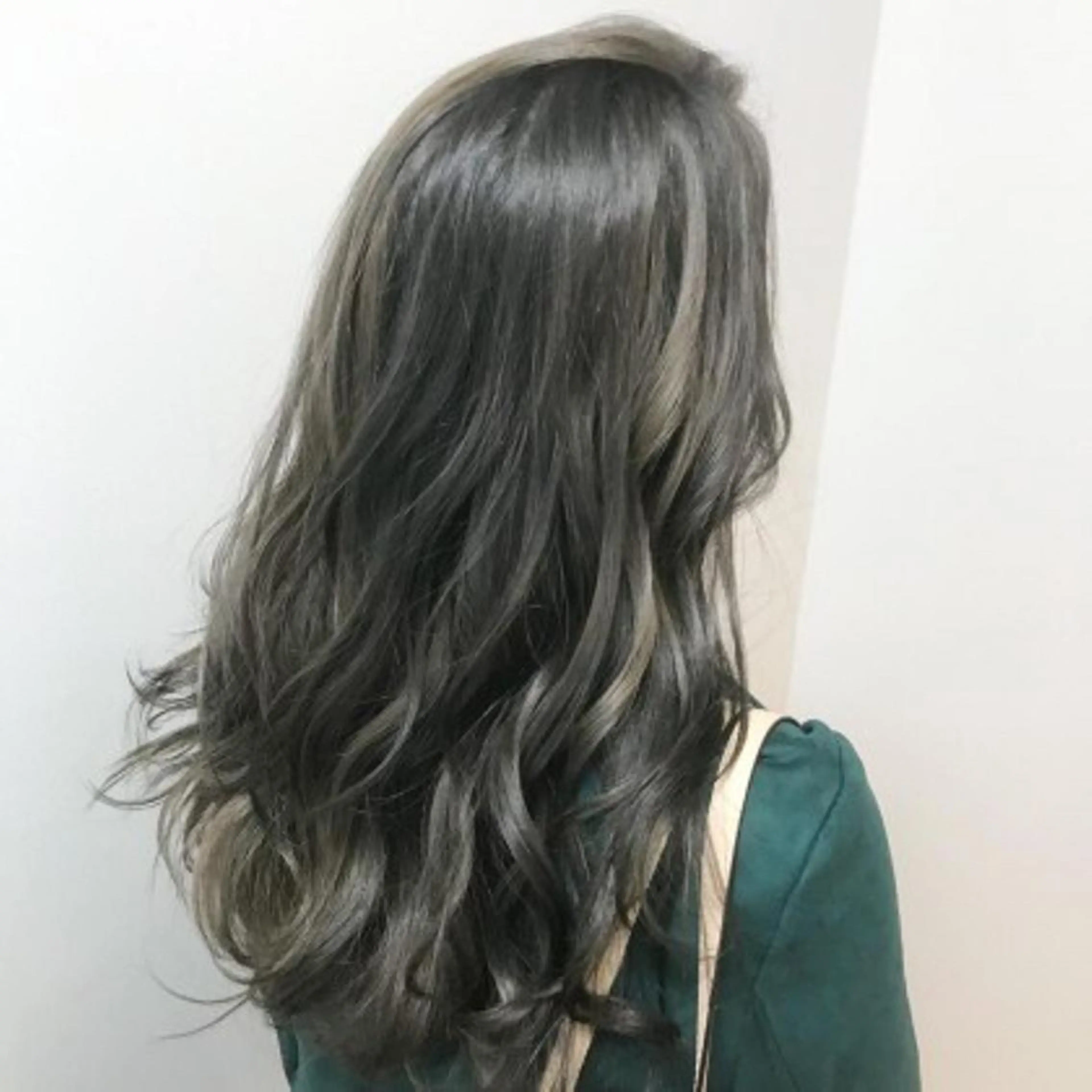 ロング カラー sharesalon セキケイタのヘアスタイル
