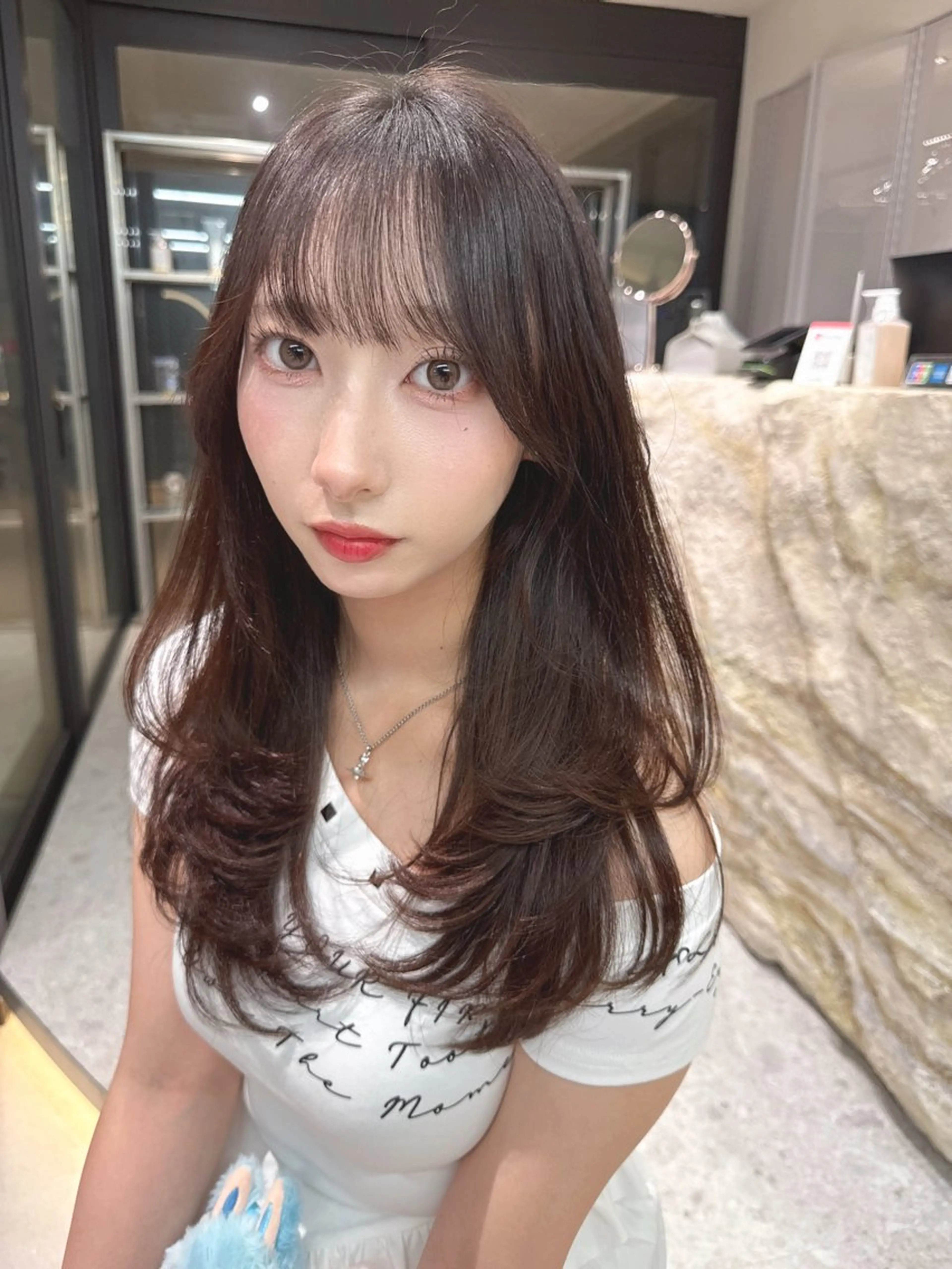 セミロング カラー カット ヘアカラー トリートメント shion 透明感カラーのヘアスタイル