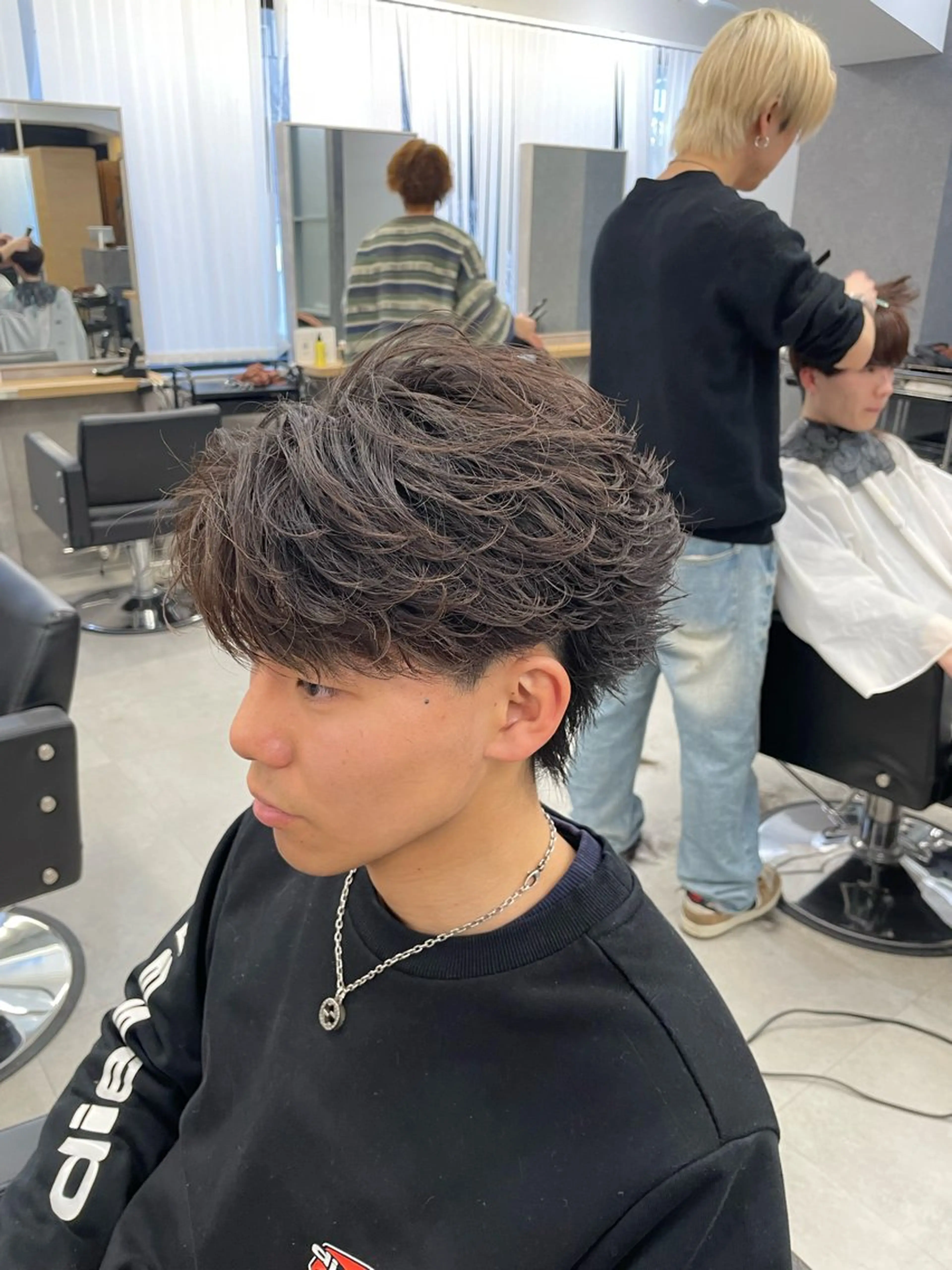 ショート カマタ ハルキのヘアスタイル