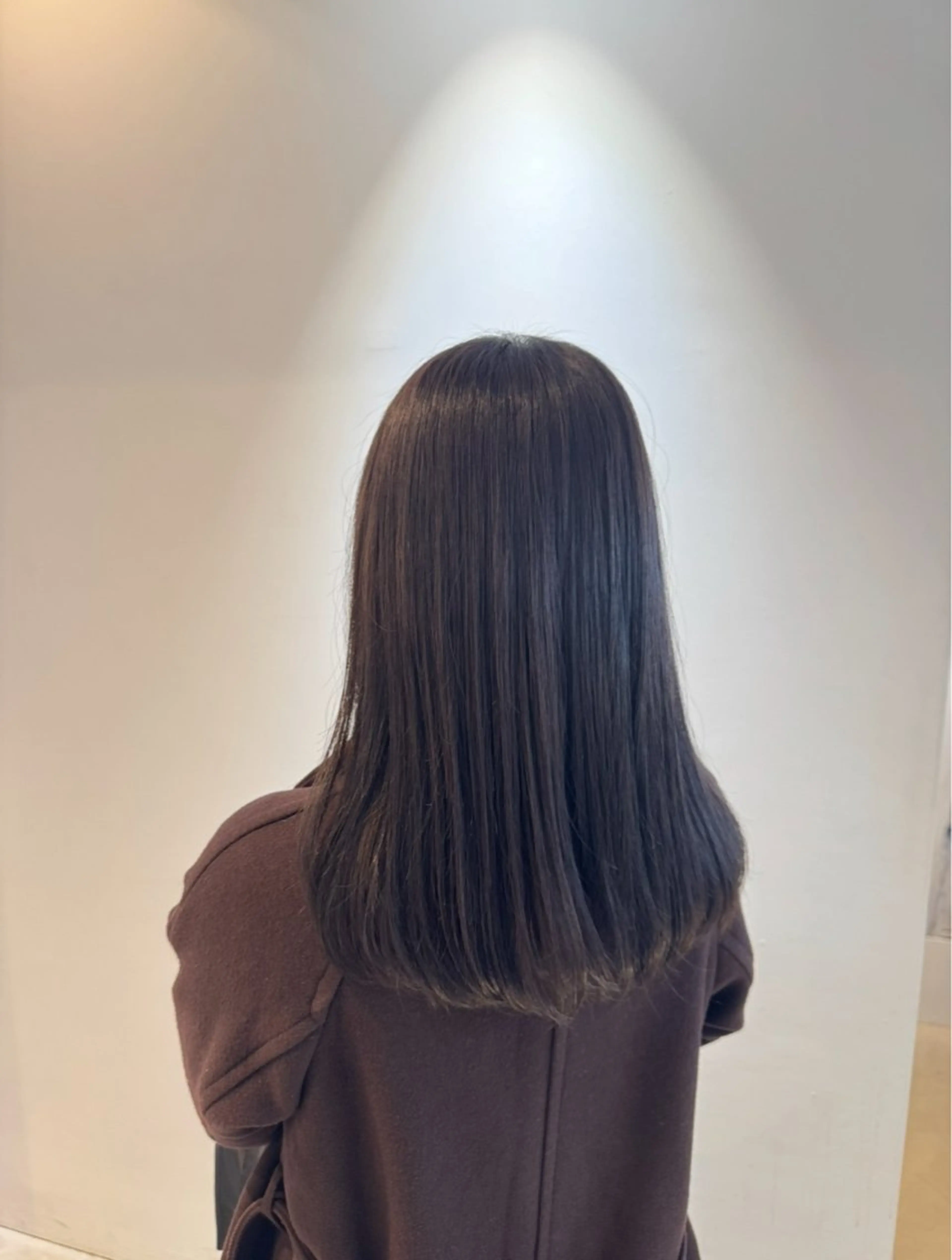 セミロング 透明感カラー 🤍のヘアスタイル