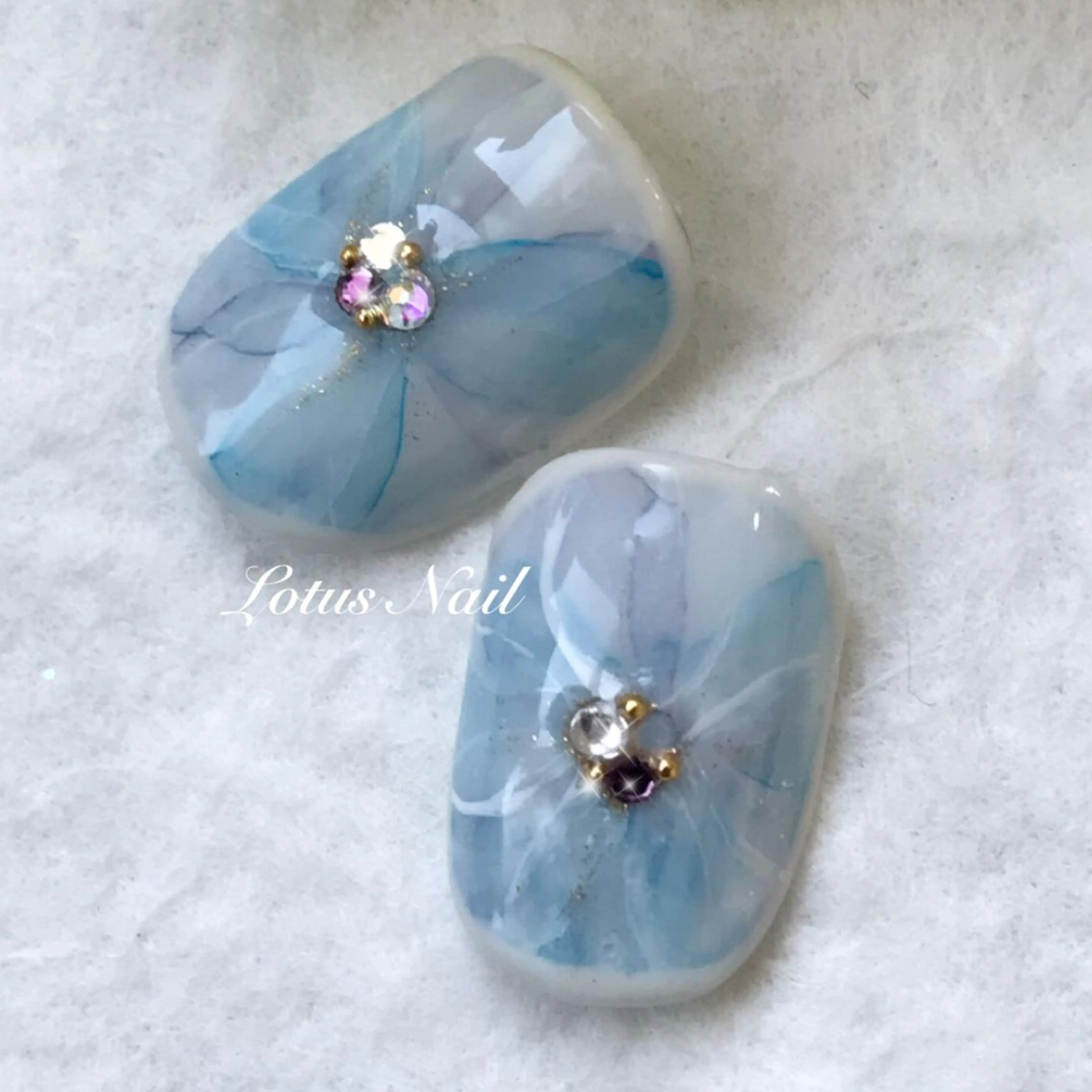 ネイル Lotus Nailのネイルデザイン