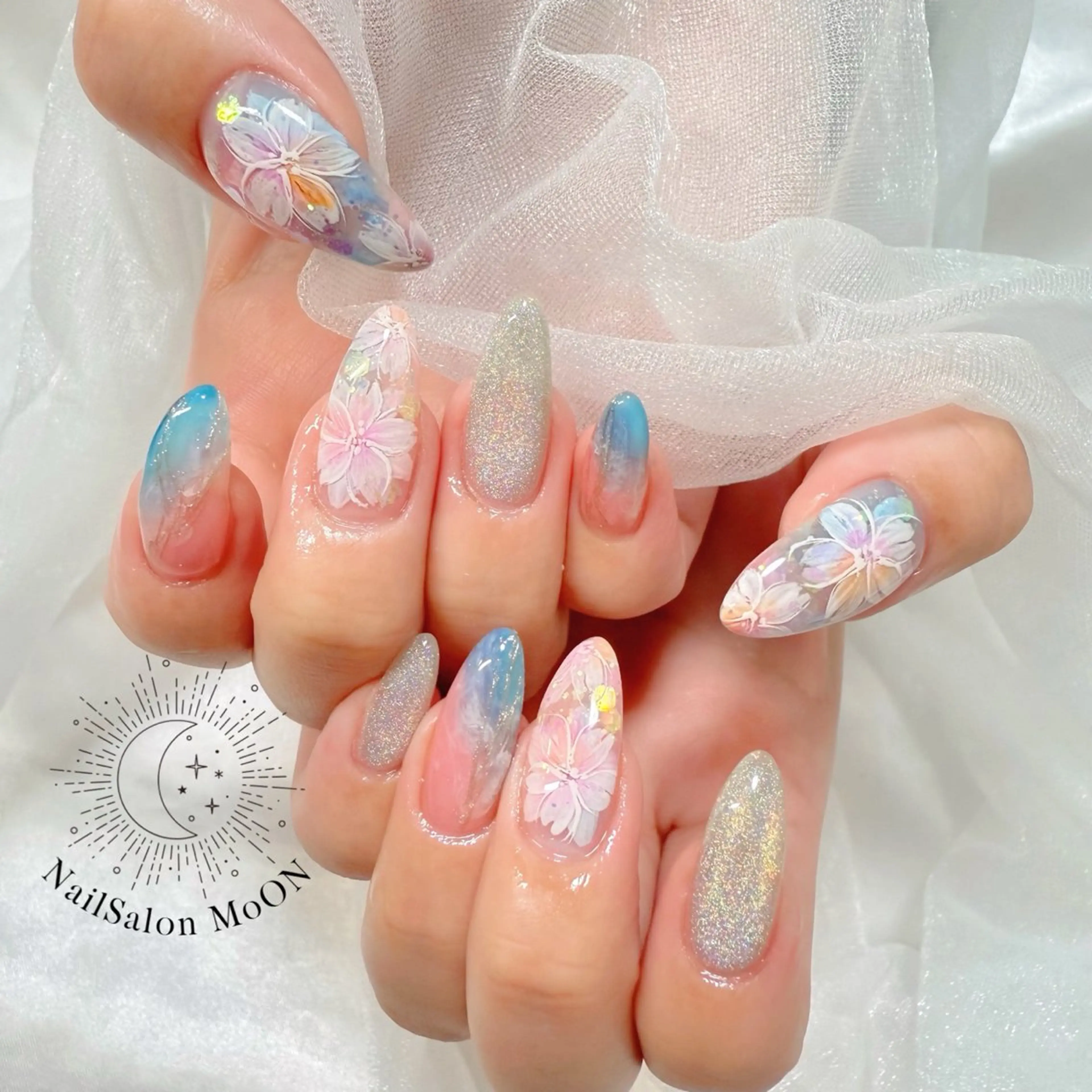 ネイル MoON...❤︎ MeGuのネイルデザイン