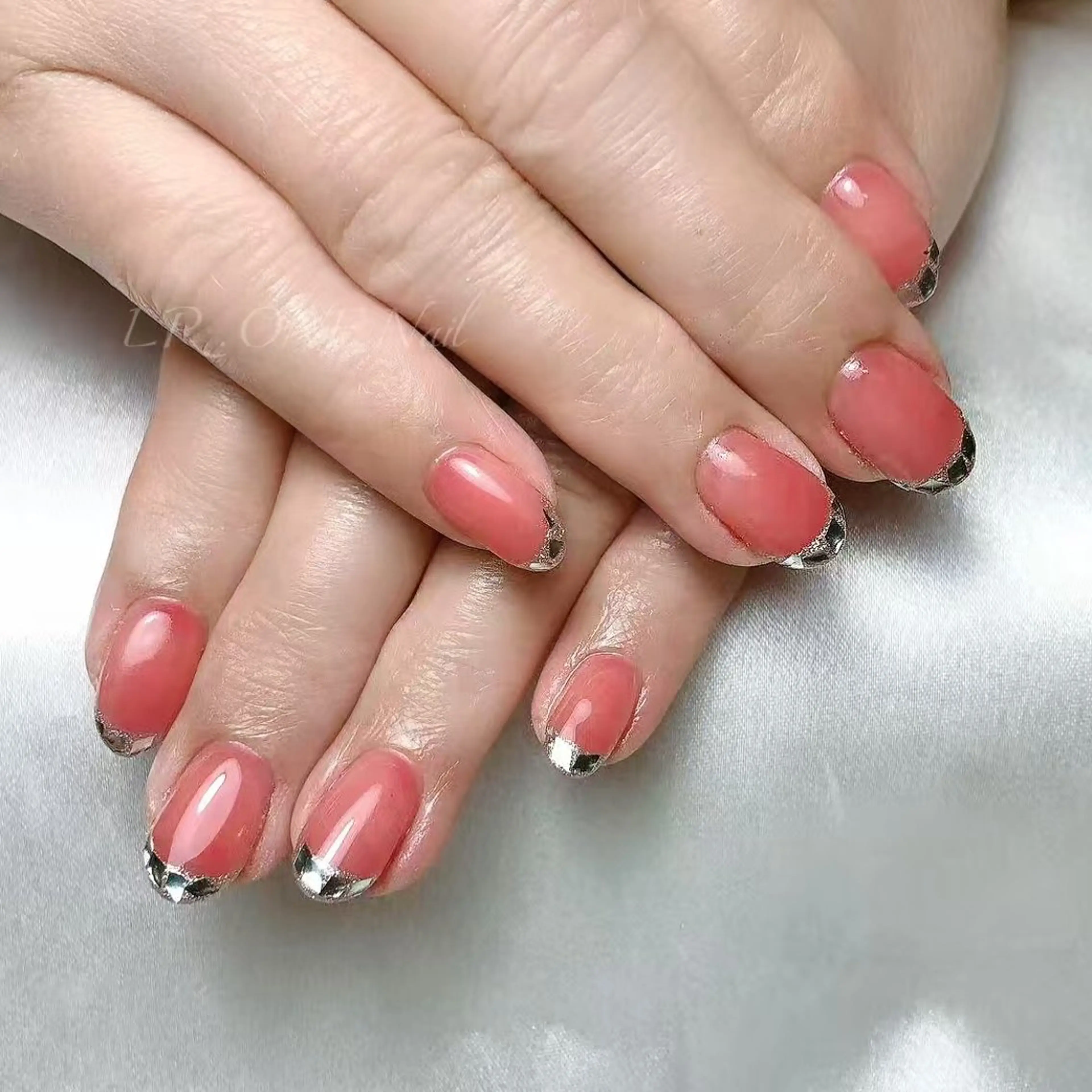 ネイル ハンドネイル LR.ONE ヨウのネイルデザイン