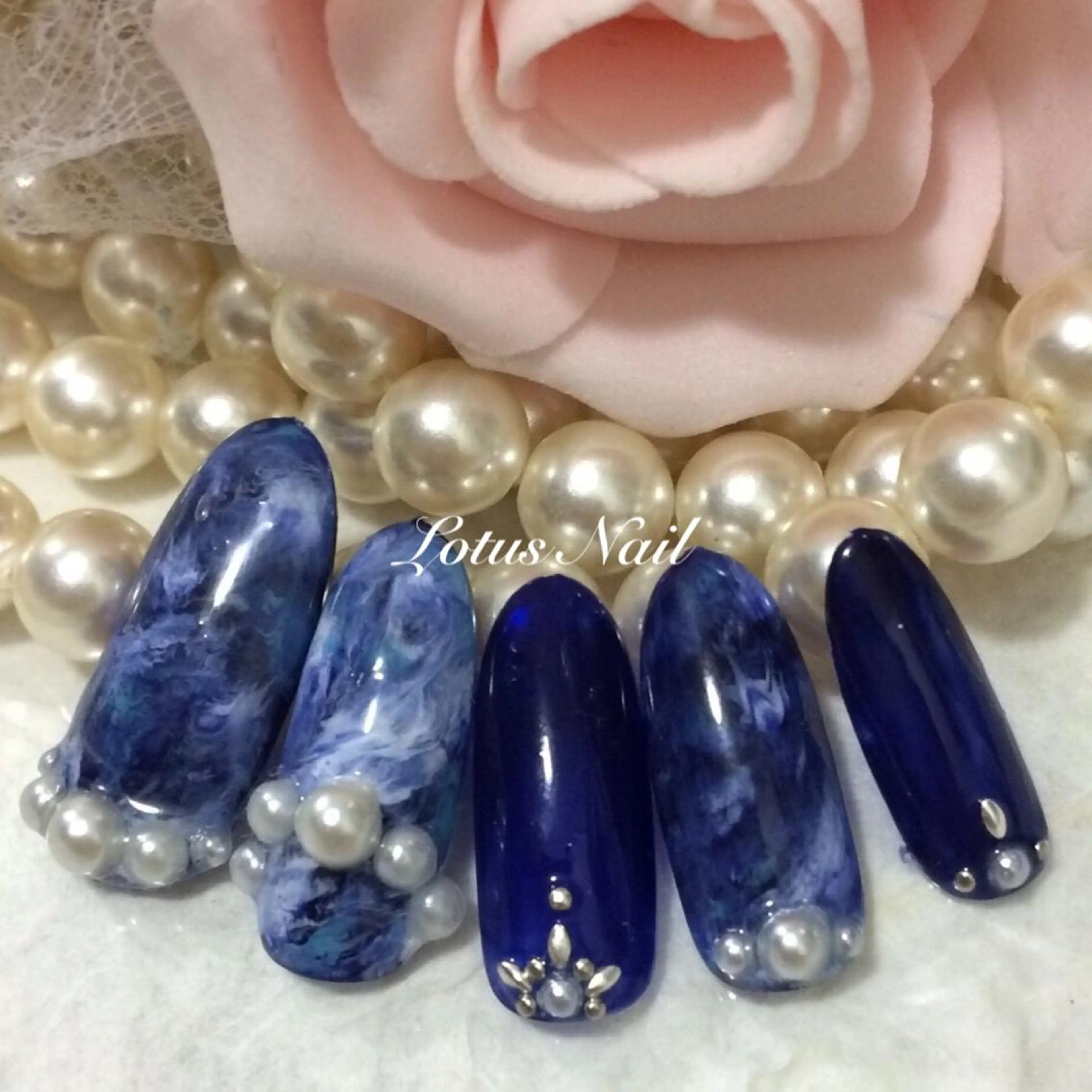 ネイル Lotus Nailのネイルデザイン