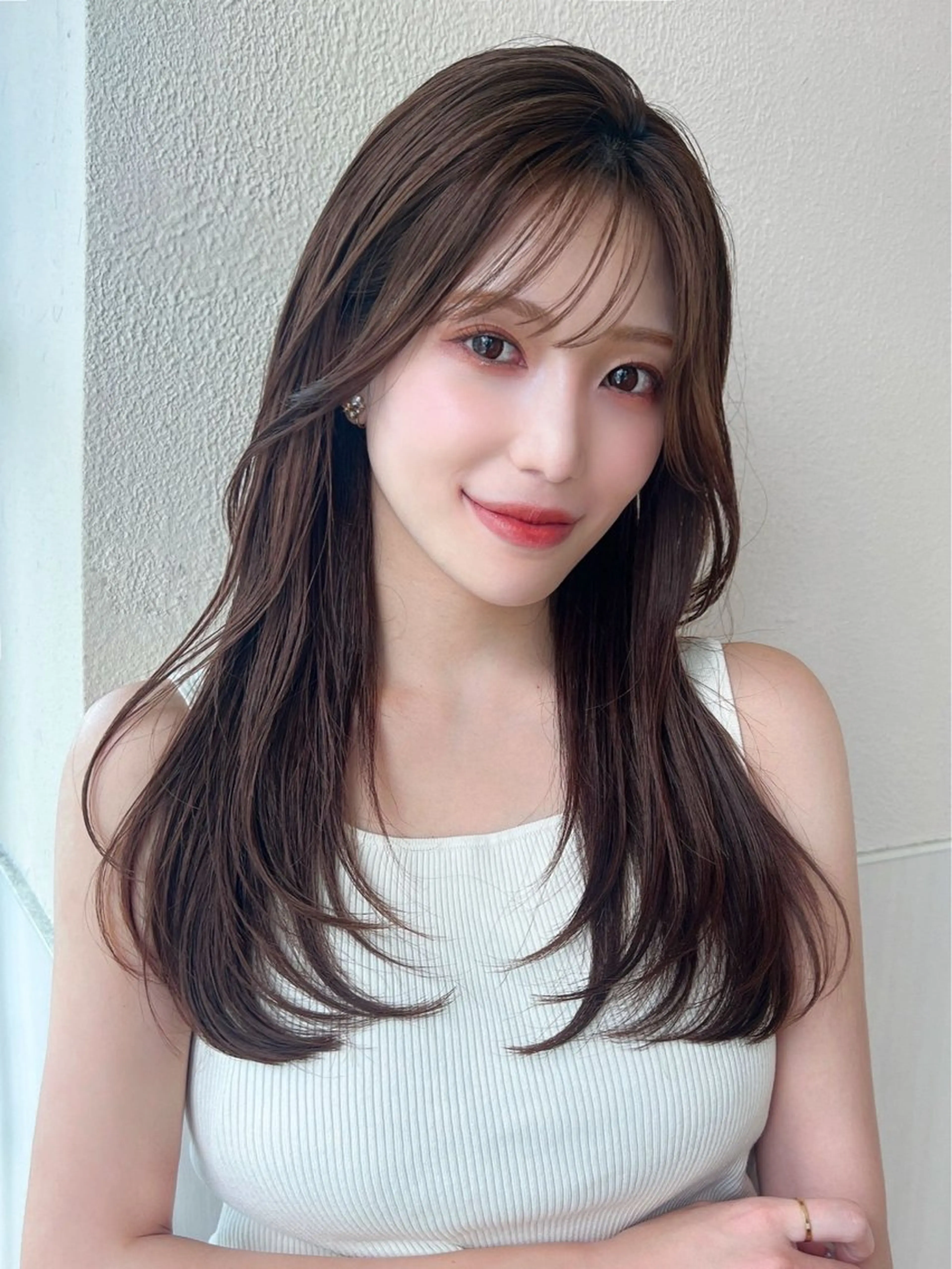 ロング カラー ベージュカラー ブラウンカラー グレージュ 韓国風ヘア レイヤーカット カット ヘアカラー トリートメント 山﨑 翼のヘアスタイル