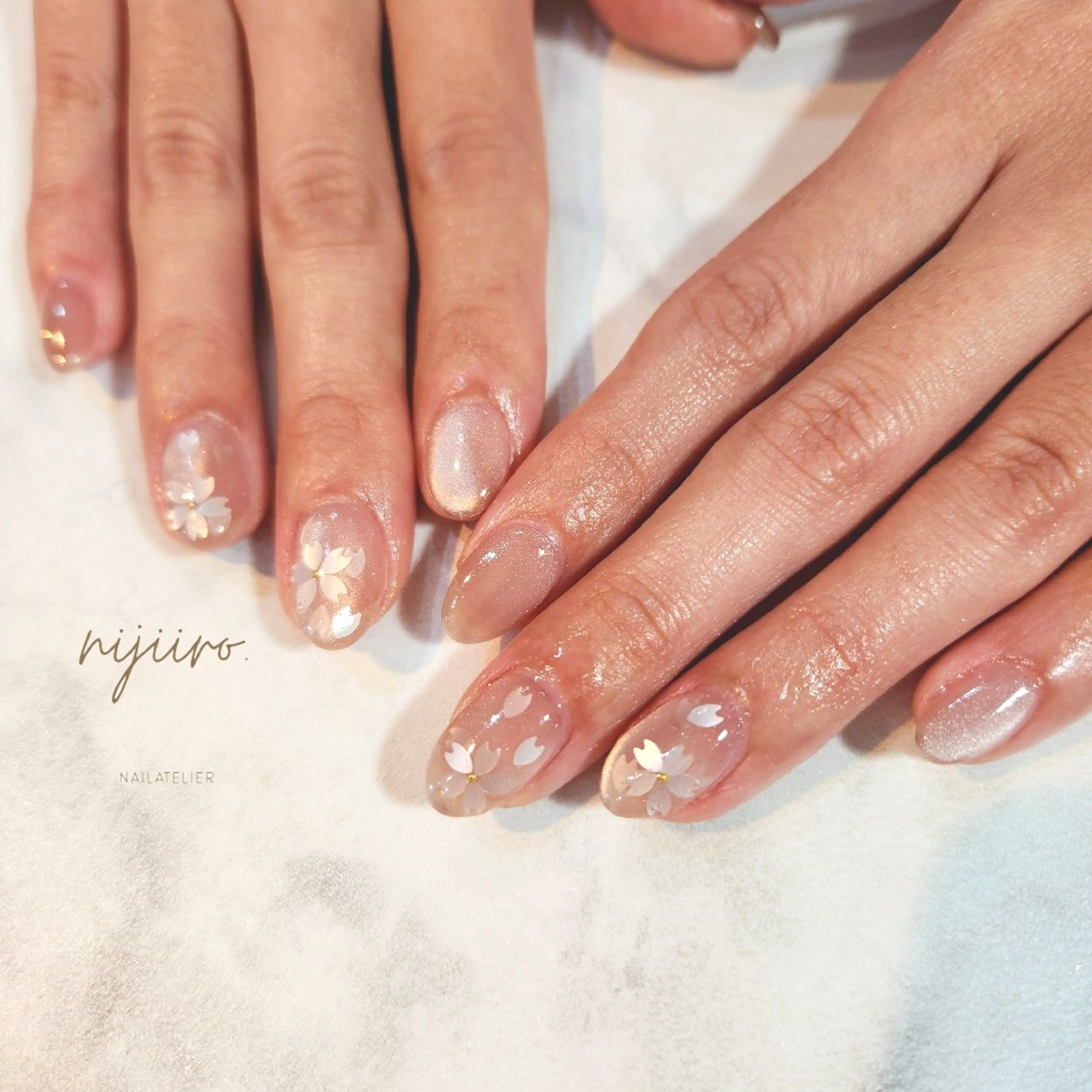 ネイル ハンドネイル nailatelier nijiiro.所属・nijiiro🌈 サトウのネイルデザイン