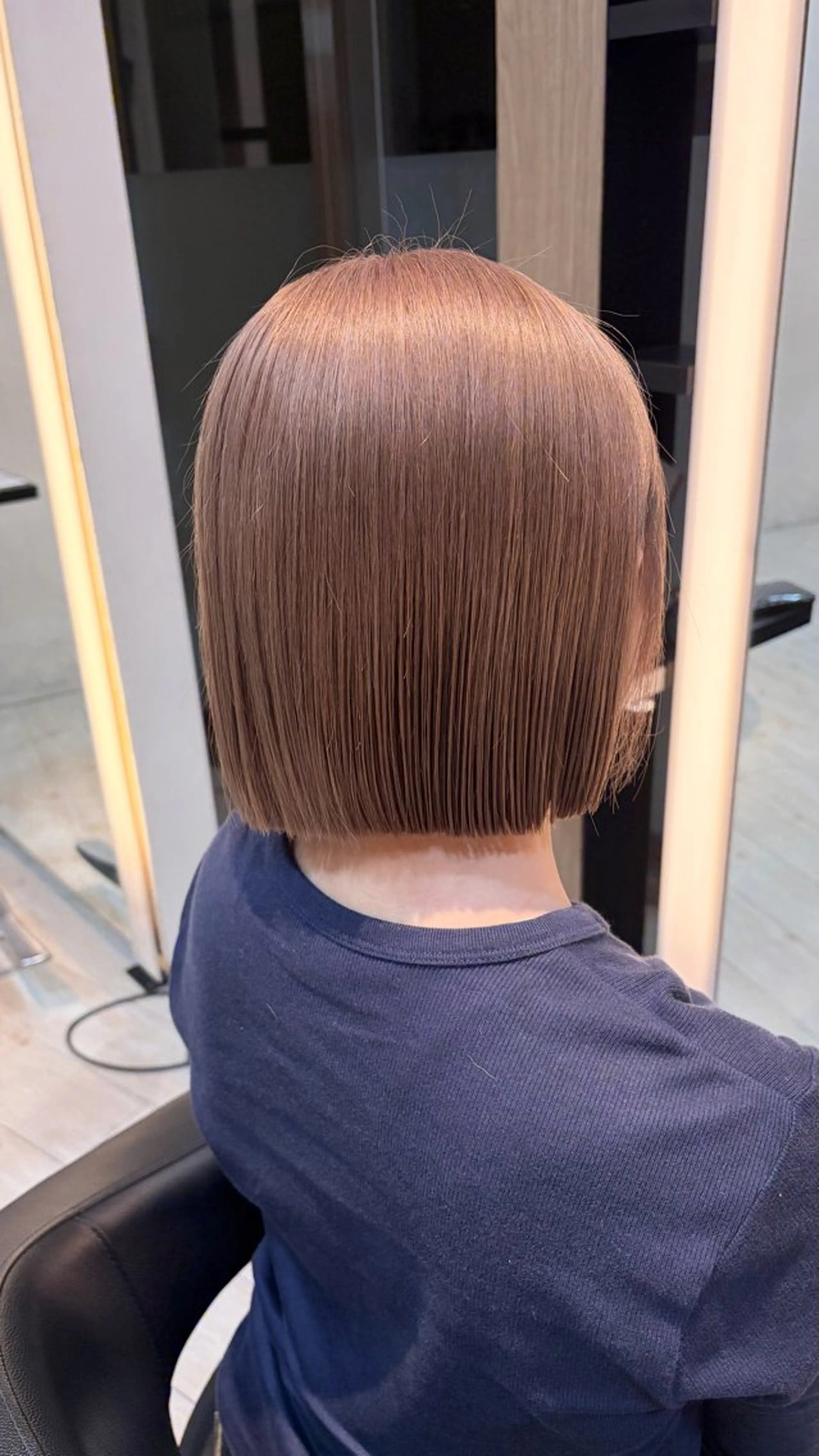 ショート カラー ヘアカラー トリートメント ブリーチ/髪質改善/ ハイトーン/暖色のヘアスタイル