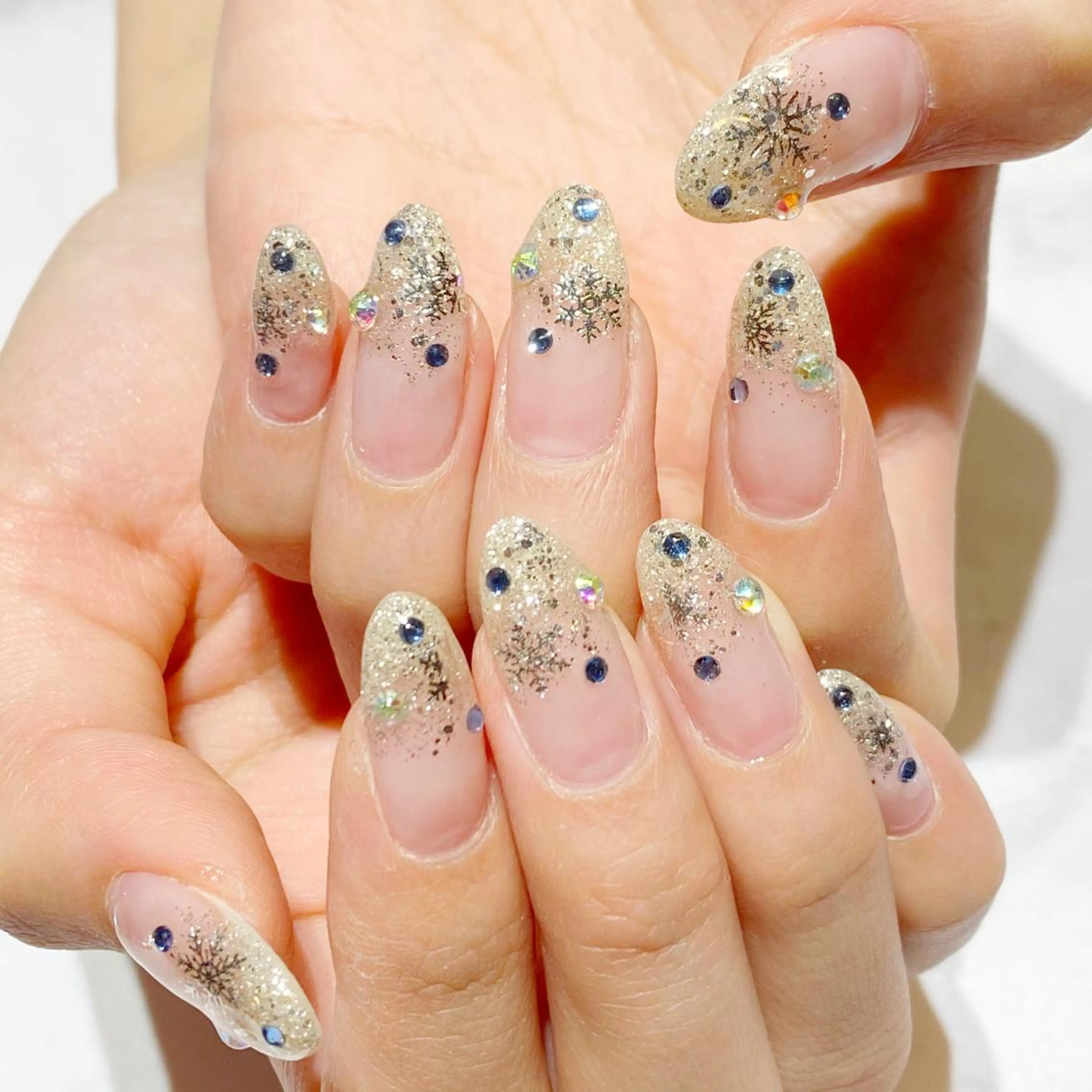 ネイル ジェルネイル ラメ(グリッター) ストーンネイル YUN 💅のネイルデザイン
