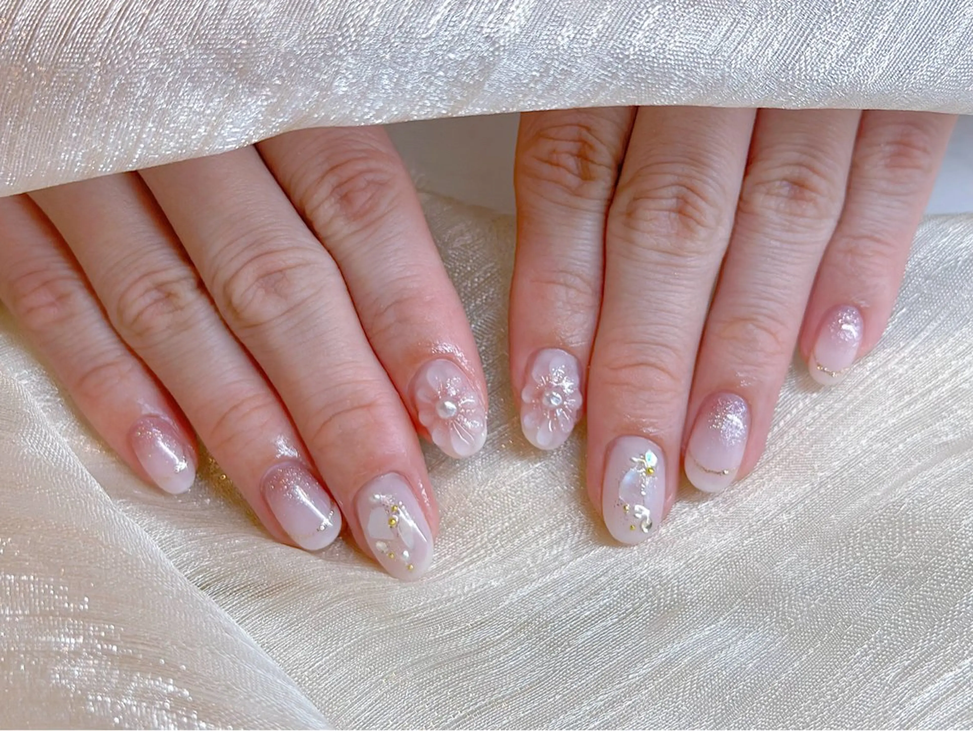 ネイル アートネイル 韓国ネイル 水色 ロングネイル マグネットネイル ハンドネイル ハンドケア NailDemure 【銀座店】のネイルデザイン