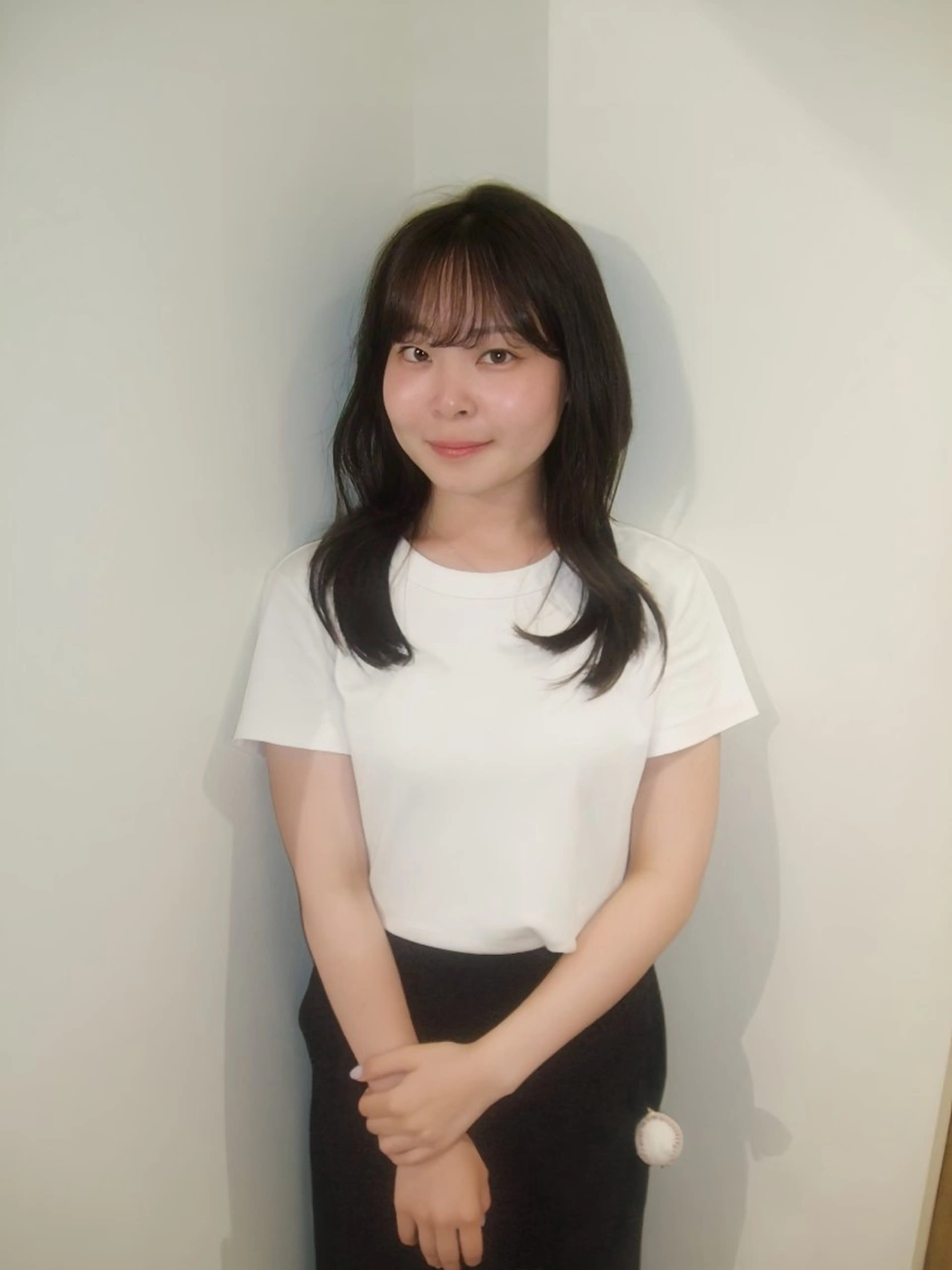 ロング カラー グレージュ JURI /HUIのヘアスタイル