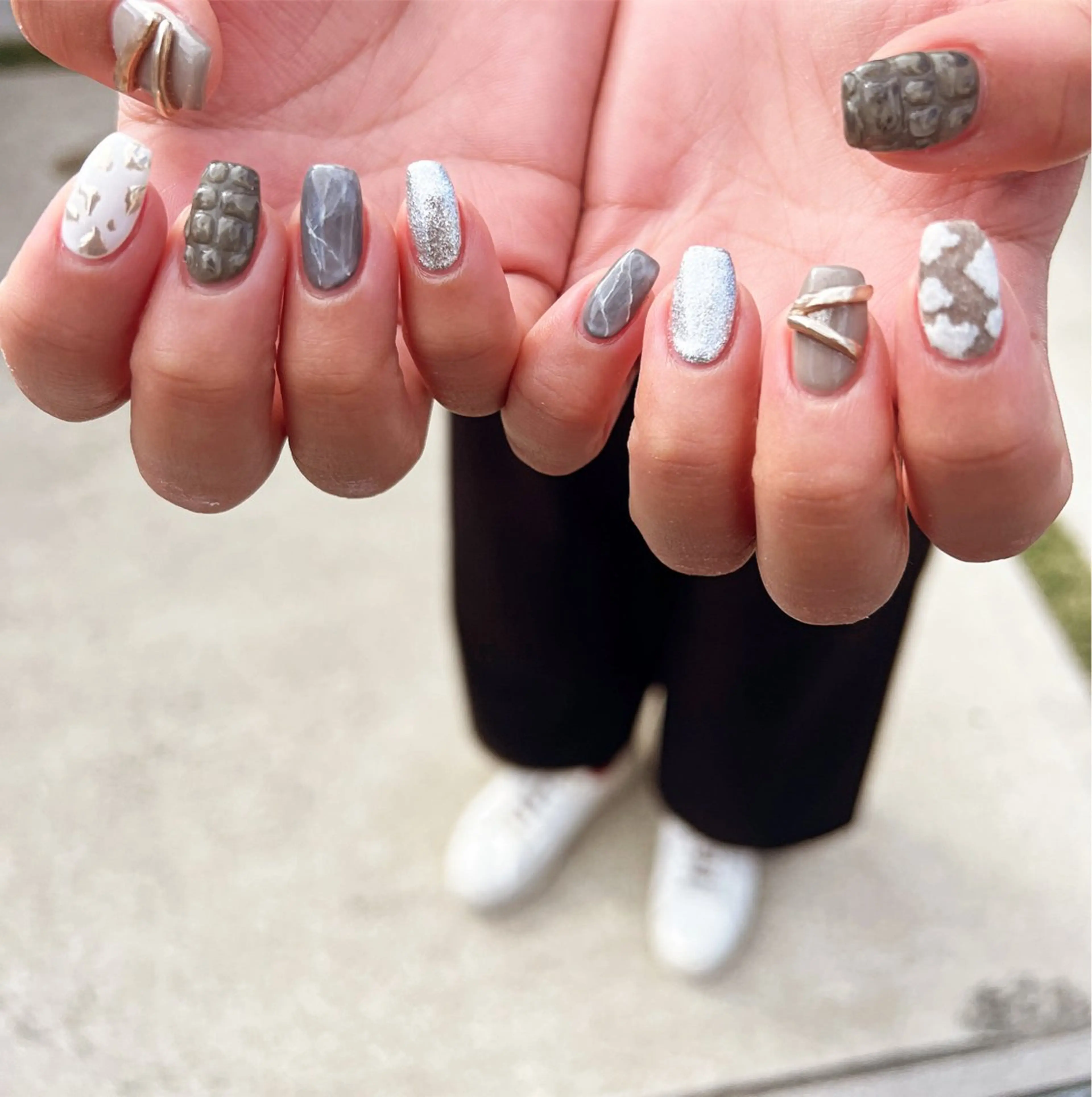 ネイル ハンドネイル フットネイル GULLIG söt GULLIGのネイルデザイン