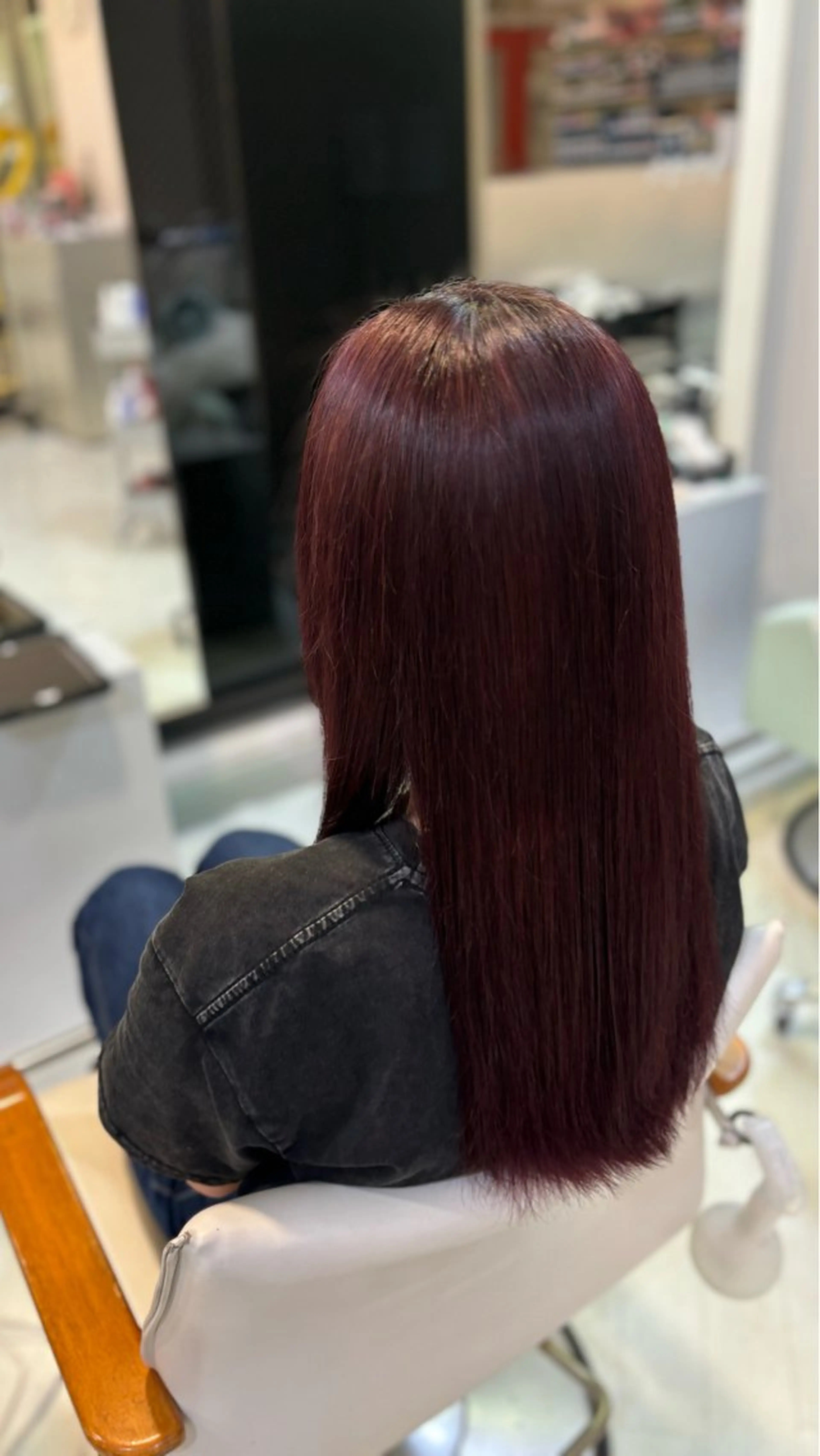 ロング カラー 東 美咲のヘアスタイル
